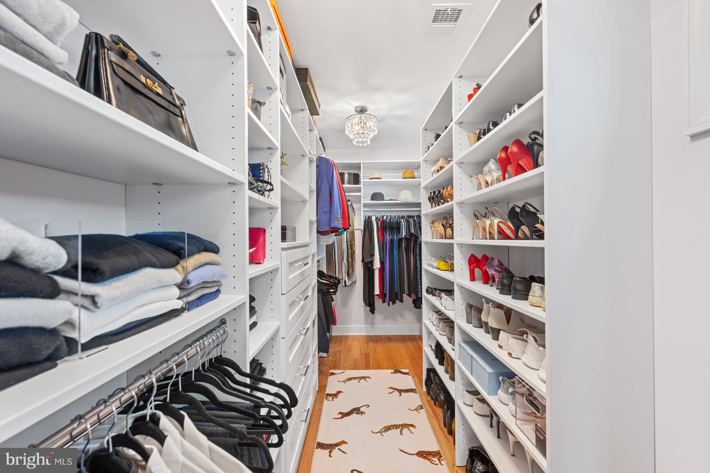 1307 CLEVELAND ST, ALEXANDRIA, Virginia 22302, 3 Bedrooms Bedrooms, ,3 BathroomsBathrooms,Residential,For sale,1307 CLEVELAND ST,VAAX2038478 MLS # VAAX2038478