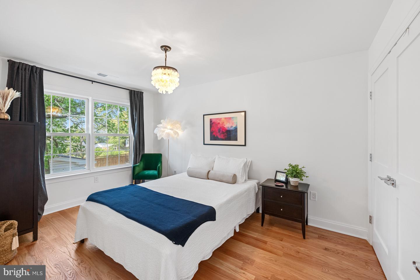 1307 CLEVELAND ST, ALEXANDRIA, Virginia 22302, 3 Bedrooms Bedrooms, ,3 BathroomsBathrooms,Residential,For sale,1307 CLEVELAND ST,VAAX2038478 MLS # VAAX2038478