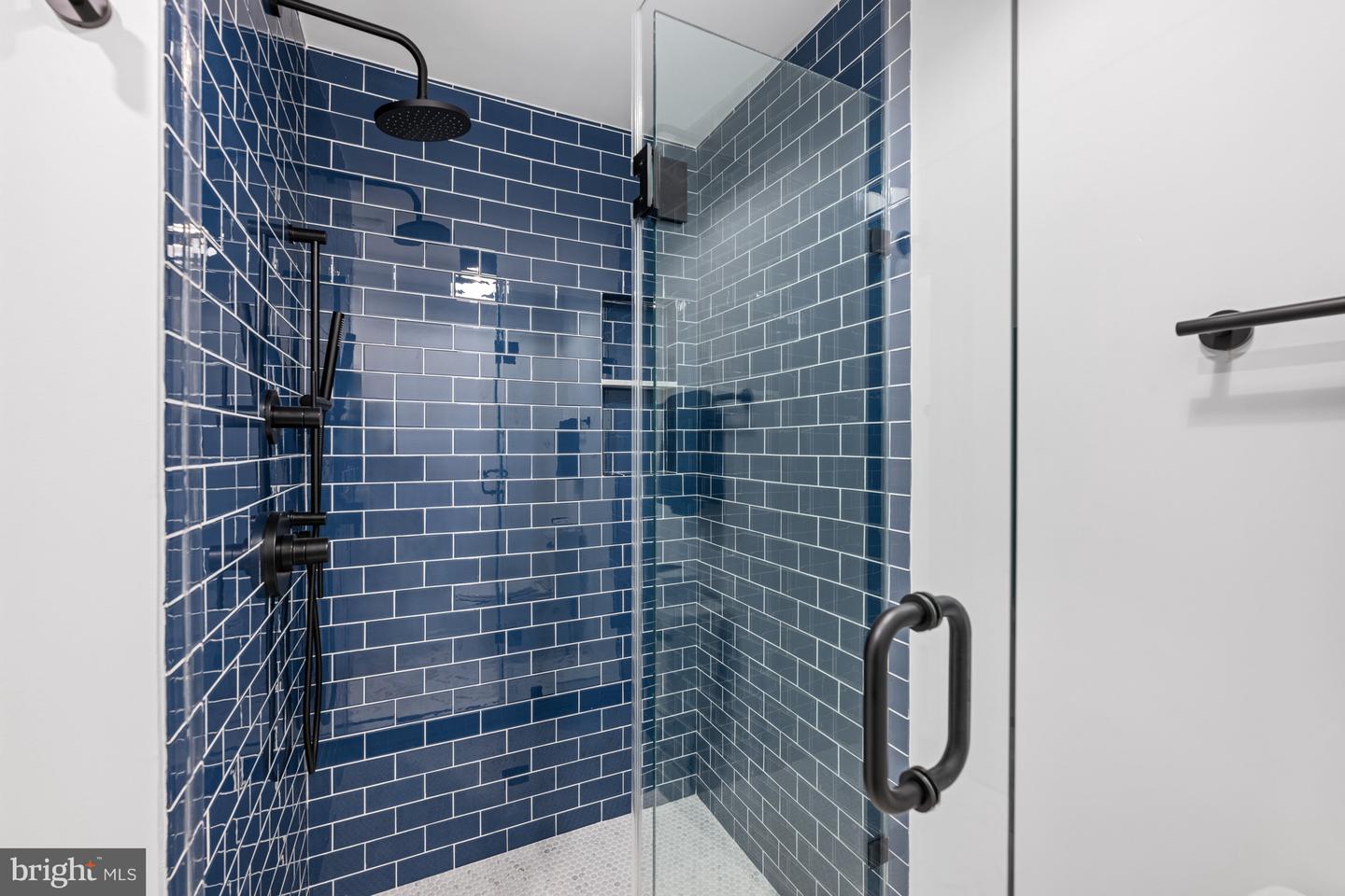 1307 CLEVELAND ST, ALEXANDRIA, Virginia 22302, 3 Bedrooms Bedrooms, ,3 BathroomsBathrooms,Residential,For sale,1307 CLEVELAND ST,VAAX2038478 MLS # VAAX2038478