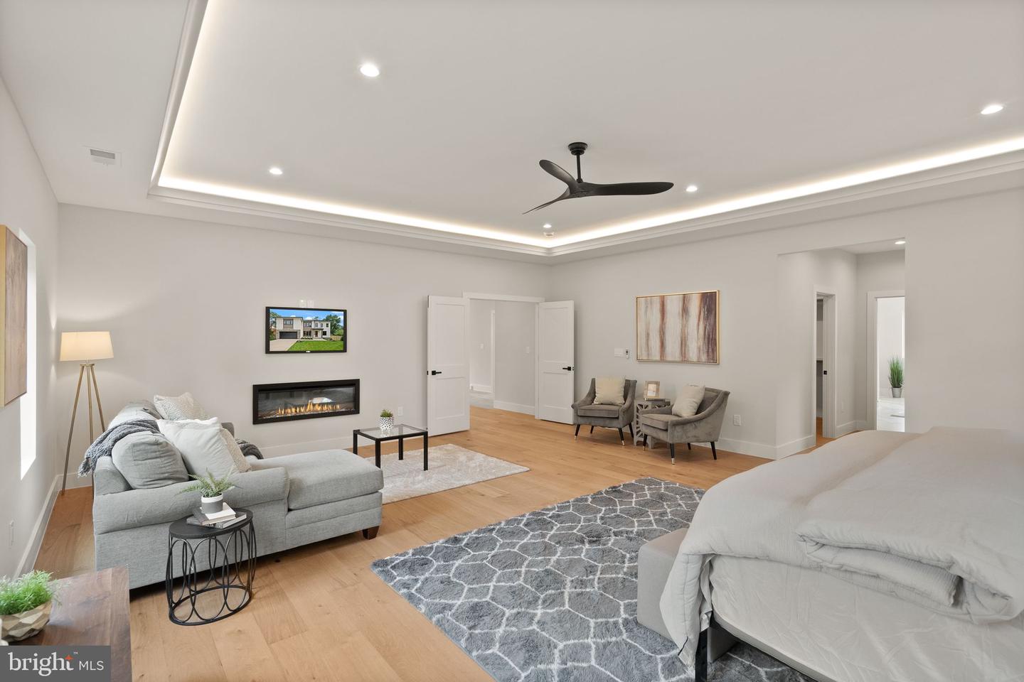 8023 LEWINSVILLE RD, MCLEAN, Virginia 22102, 6 Bedrooms Bedrooms, ,6 BathroomsBathrooms,Residential,For sale,8023 LEWINSVILLE RD,VAFX2223762 MLS # VAFX2223762