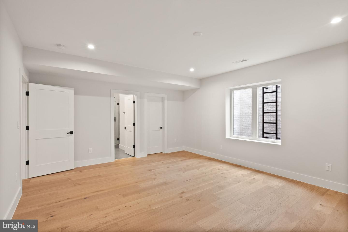 8023 LEWINSVILLE RD, MCLEAN, Virginia 22102, 6 Bedrooms Bedrooms, ,6 BathroomsBathrooms,Residential,For sale,8023 LEWINSVILLE RD,VAFX2223762 MLS # VAFX2223762