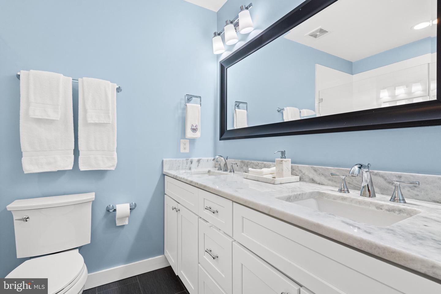 205 16TH ST SE, WASHINGTON, District Of Columbia 20003, 4 Bedrooms Bedrooms, ,3 BathroomsBathrooms,Residential,For sale,205 16TH ST SE,DCDC2191210 MLS # DCDC2191210