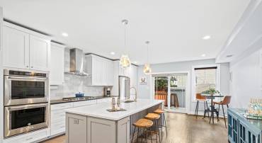 205 16TH ST SE, WASHINGTON, District Of Columbia 20003, 4 Bedrooms Bedrooms, ,3 BathroomsBathrooms,Residential,For sale,205 16TH ST SE,DCDC2191210 MLS # DCDC2191210
