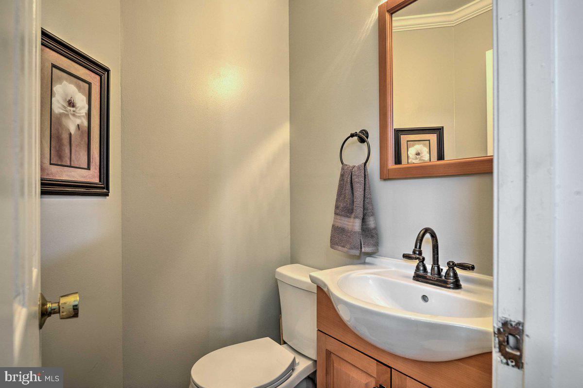 3273 MOUNTAIN LAUREL LOOP, DUMFRIES, Virginia 22026, 4 Bedrooms Bedrooms, ,3 BathroomsBathrooms,Residential,For sale,3273 MOUNTAIN LAUREL LOOP,VAPW2090334 MLS # VAPW2090334