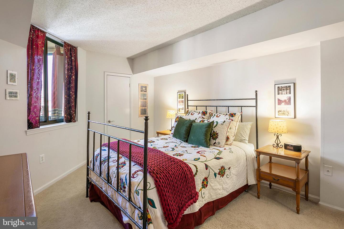 1001 N RANDOLPH ST #1007, ARLINGTON, Virginia 22201, 1 Bedroom Bedrooms, ,1 BathroomBathrooms,Residential,For sale,1001 N RANDOLPH ST #1007,VAAR2055360 MLS # VAAR2055360