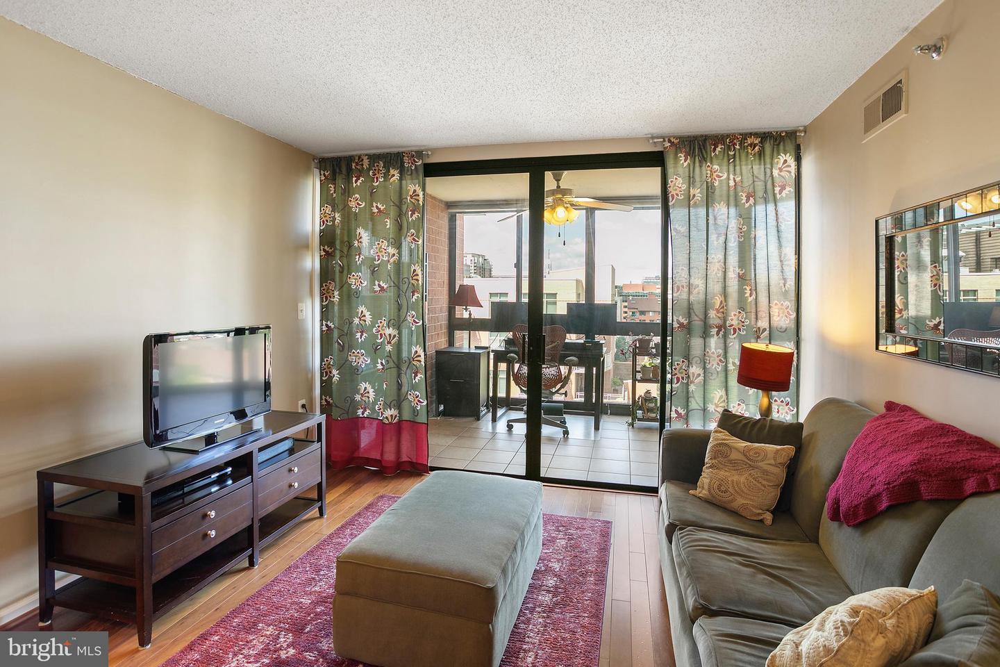 1001 N RANDOLPH ST #1007, ARLINGTON, Virginia 22201, 1 Bedroom Bedrooms, ,1 BathroomBathrooms,Residential,For sale,1001 N RANDOLPH ST #1007,VAAR2055360 MLS # VAAR2055360