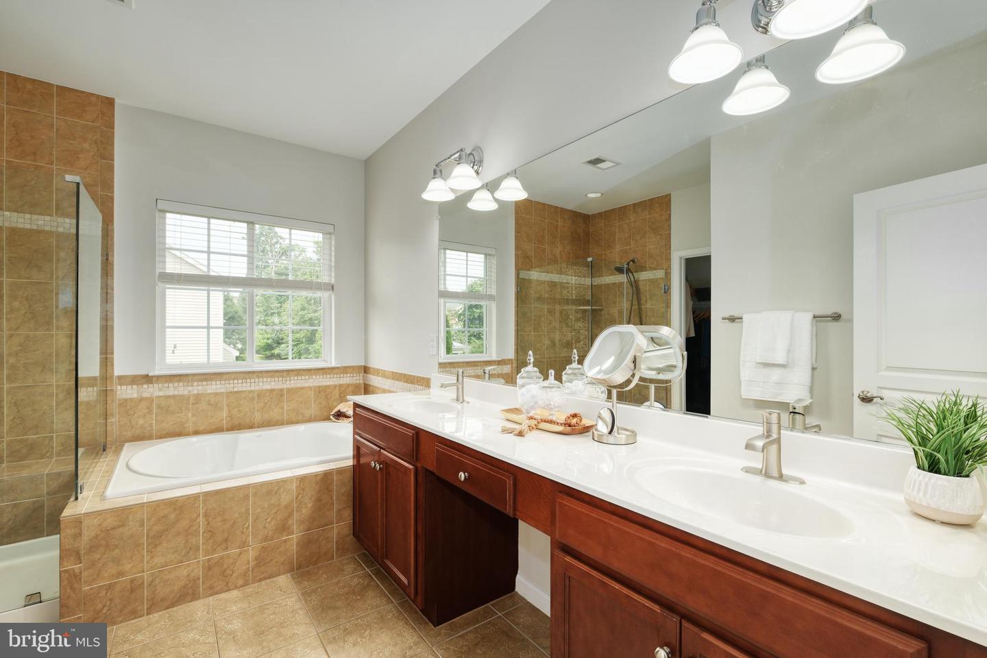 16485 CHATTANOOGA LN, WOODBRIDGE, Virginia 22191, 4 Bedrooms Bedrooms, ,3 BathroomsBathrooms,Residential,For sale,16485 CHATTANOOGA LN,VAPW2090922 MLS # VAPW2090922