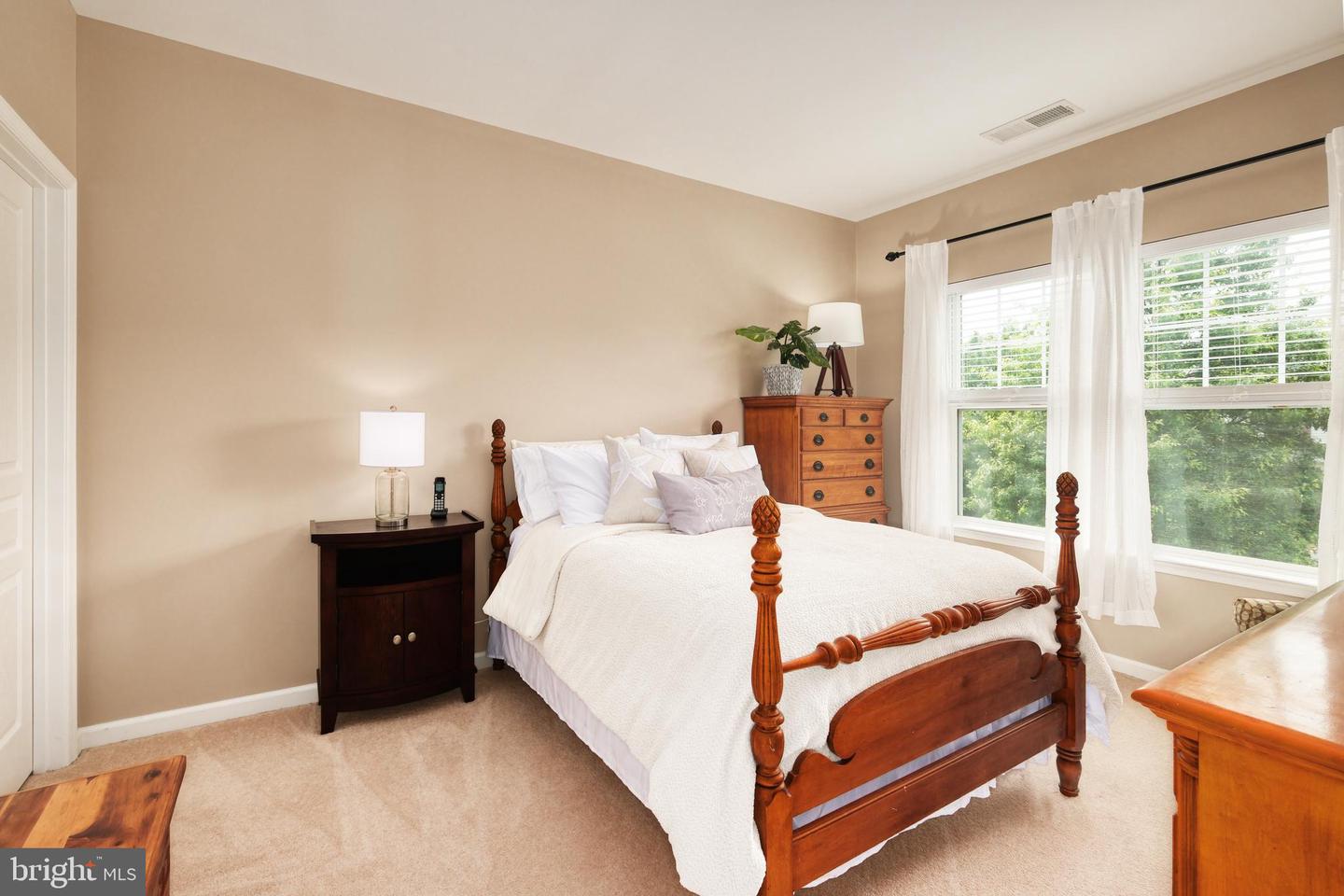 16485 CHATTANOOGA LN, WOODBRIDGE, Virginia 22191, 4 Bedrooms Bedrooms, ,3 BathroomsBathrooms,Residential,For sale,16485 CHATTANOOGA LN,VAPW2090922 MLS # VAPW2090922
