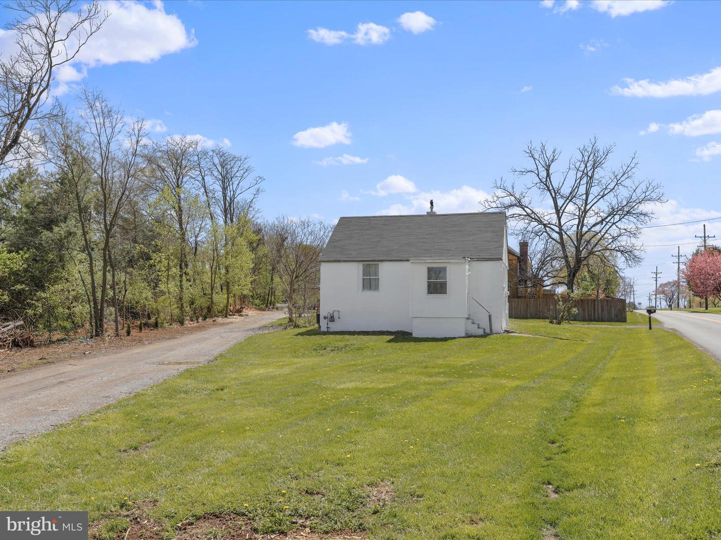 792 FOX DR, WINCHESTER, Virginia 22602, 2 Bedrooms Bedrooms, ,1 BathroomBathrooms,Residential,For sale,792 FOX DR,VAFV2033474 MLS # VAFV2033474