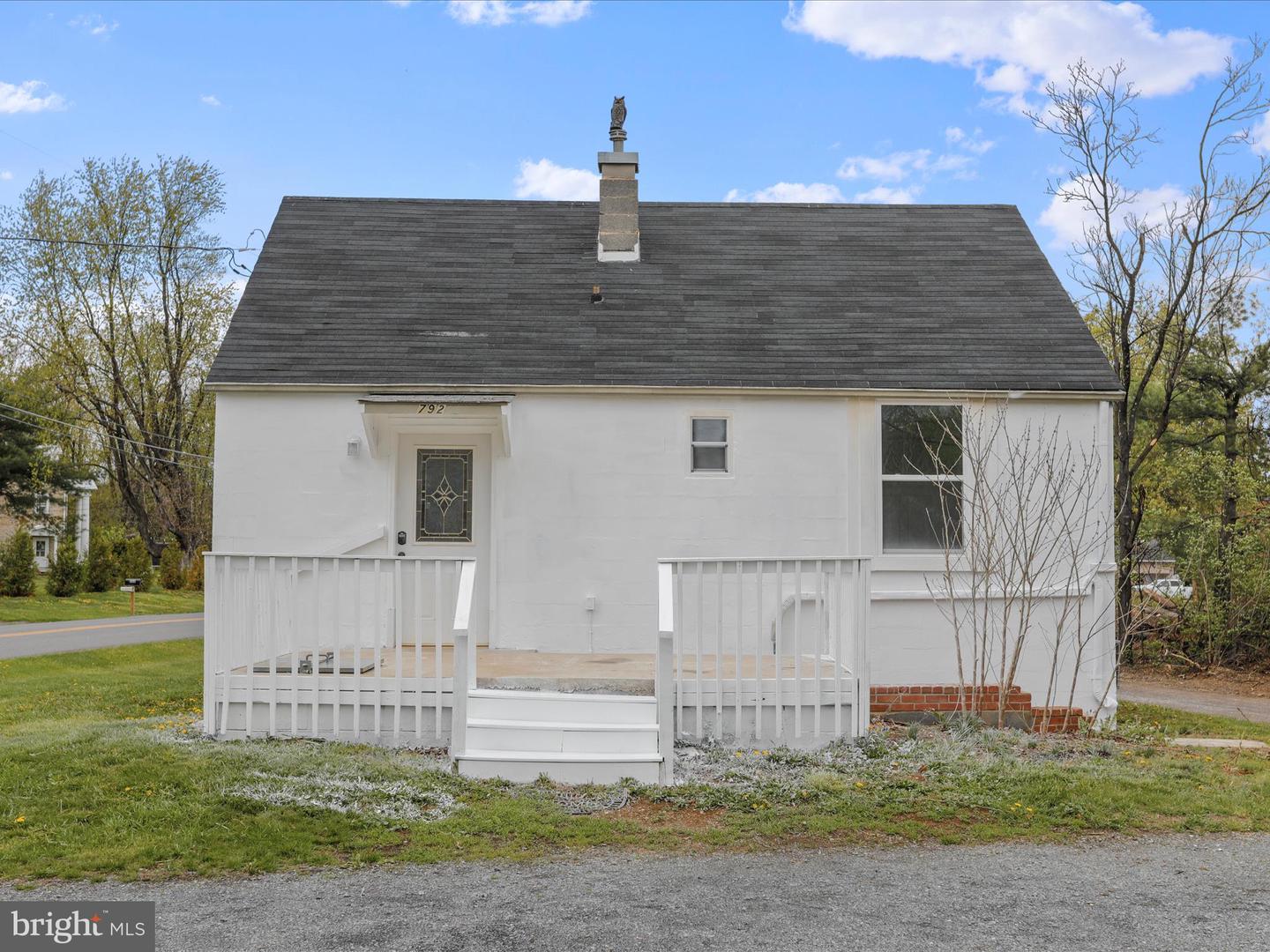 792 FOX DR, WINCHESTER, Virginia 22602, 2 Bedrooms Bedrooms, ,1 BathroomBathrooms,Residential,For sale,792 FOX DR,VAFV2033474 MLS # VAFV2033474