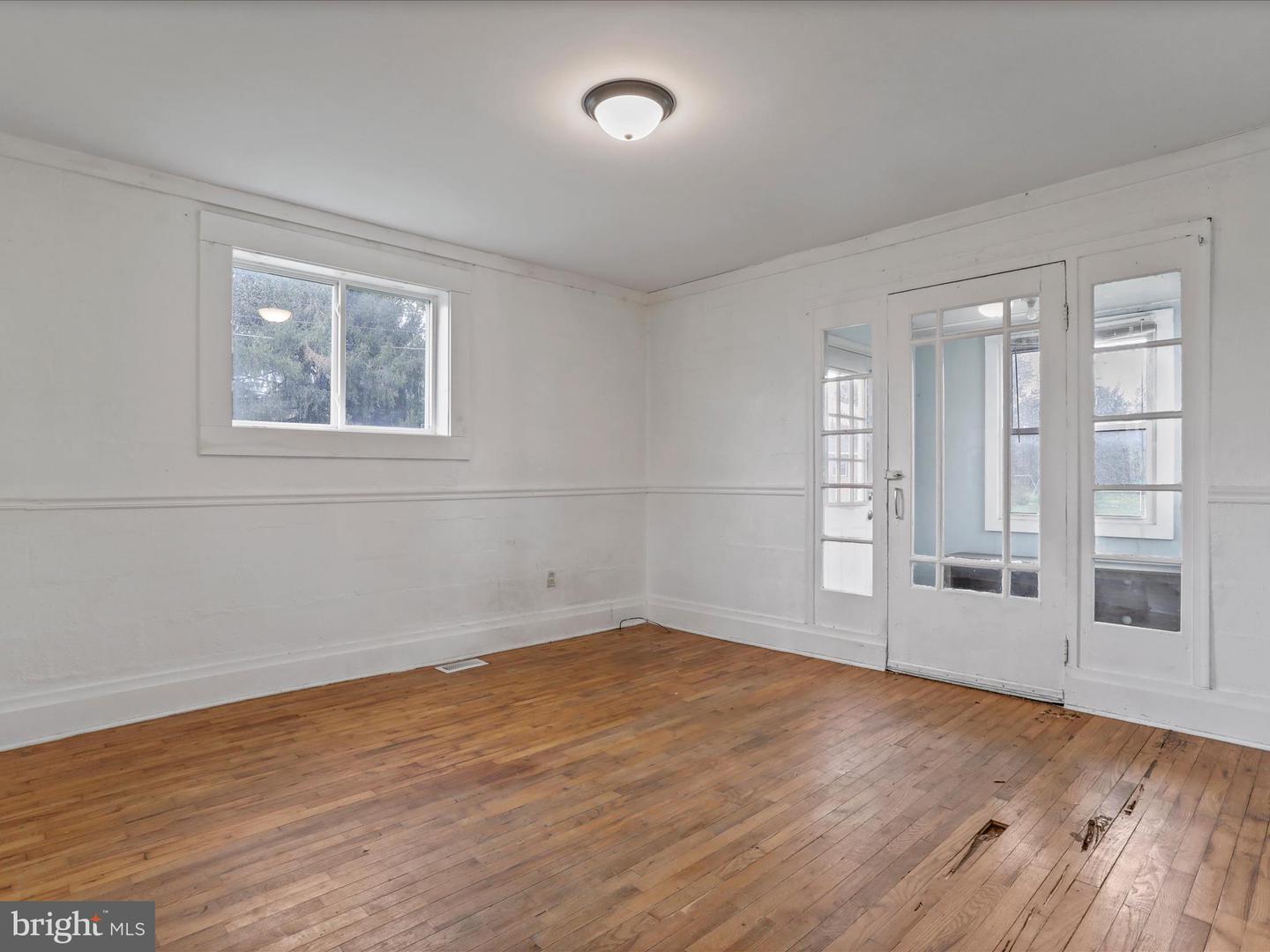 792 FOX DR, WINCHESTER, Virginia 22602, 2 Bedrooms Bedrooms, ,1 BathroomBathrooms,Residential,For sale,792 FOX DR,VAFV2033474 MLS # VAFV2033474