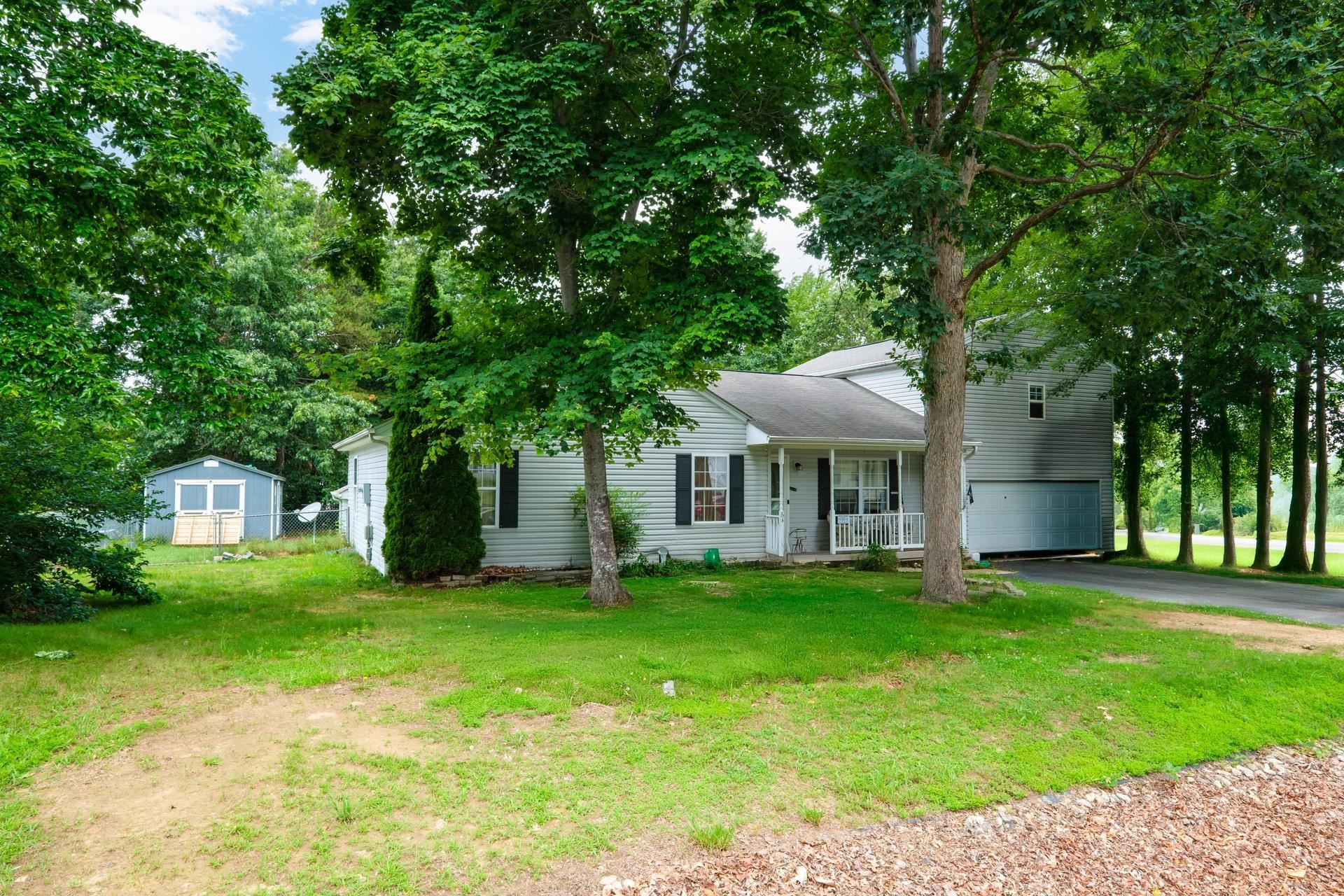 64 NORTHWOOD DR, WAYNESBORO, Virginia 22980, 3 Bedrooms Bedrooms, ,2 BathroomsBathrooms,Residential,64 NORTHWOOD DR,665923 MLS # 665923
