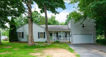 64 NORTHWOOD DR, WAYNESBORO, Virginia 22980, 3 Bedrooms Bedrooms, ,2 BathroomsBathrooms,Residential,64 NORTHWOOD DR,665923 MLS # 665923
