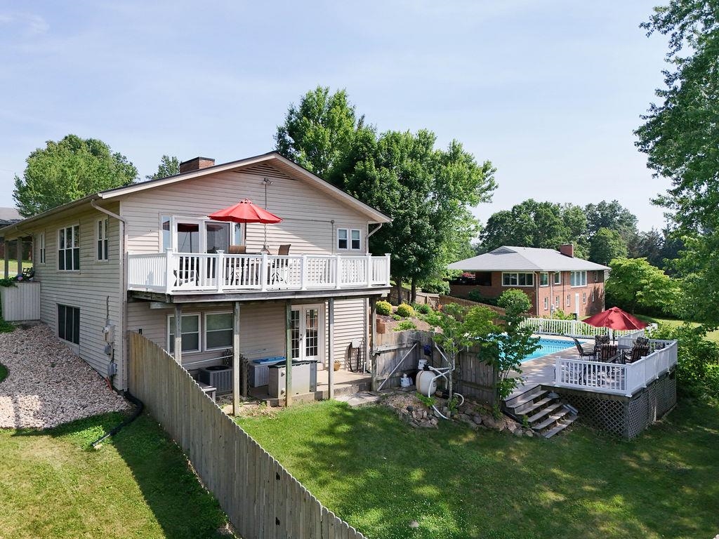 1601 BRUNSWICK RD, WAYNESBORO, Virginia 22980, 5 Bedrooms Bedrooms, ,2 BathroomsBathrooms,Residential,1601 BRUNSWICK RD,665927 MLS # 665927