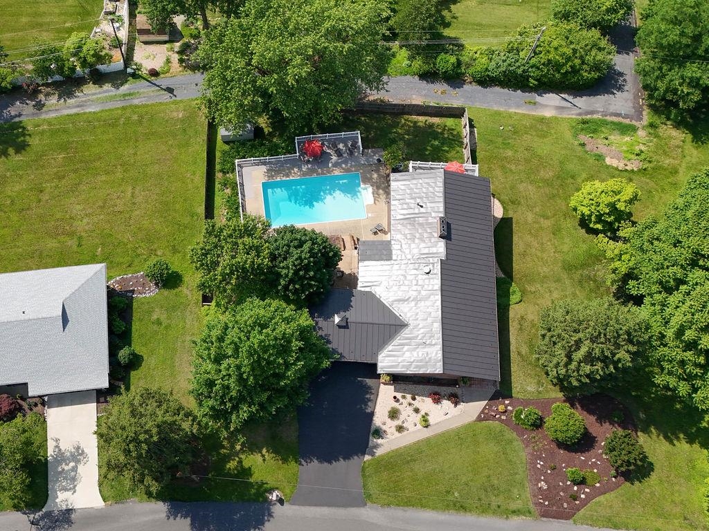 1601 BRUNSWICK RD, WAYNESBORO, Virginia 22980, 5 Bedrooms Bedrooms, ,2 BathroomsBathrooms,Residential,1601 BRUNSWICK RD,665927 MLS # 665927