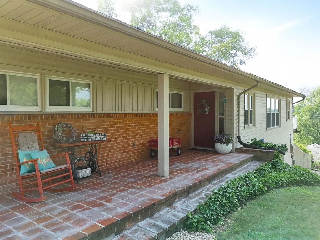 1601 BRUNSWICK RD, WAYNESBORO, Virginia 22980, 5 Bedrooms Bedrooms, ,2 BathroomsBathrooms,Residential,1601 BRUNSWICK RD,665927 MLS # 665927