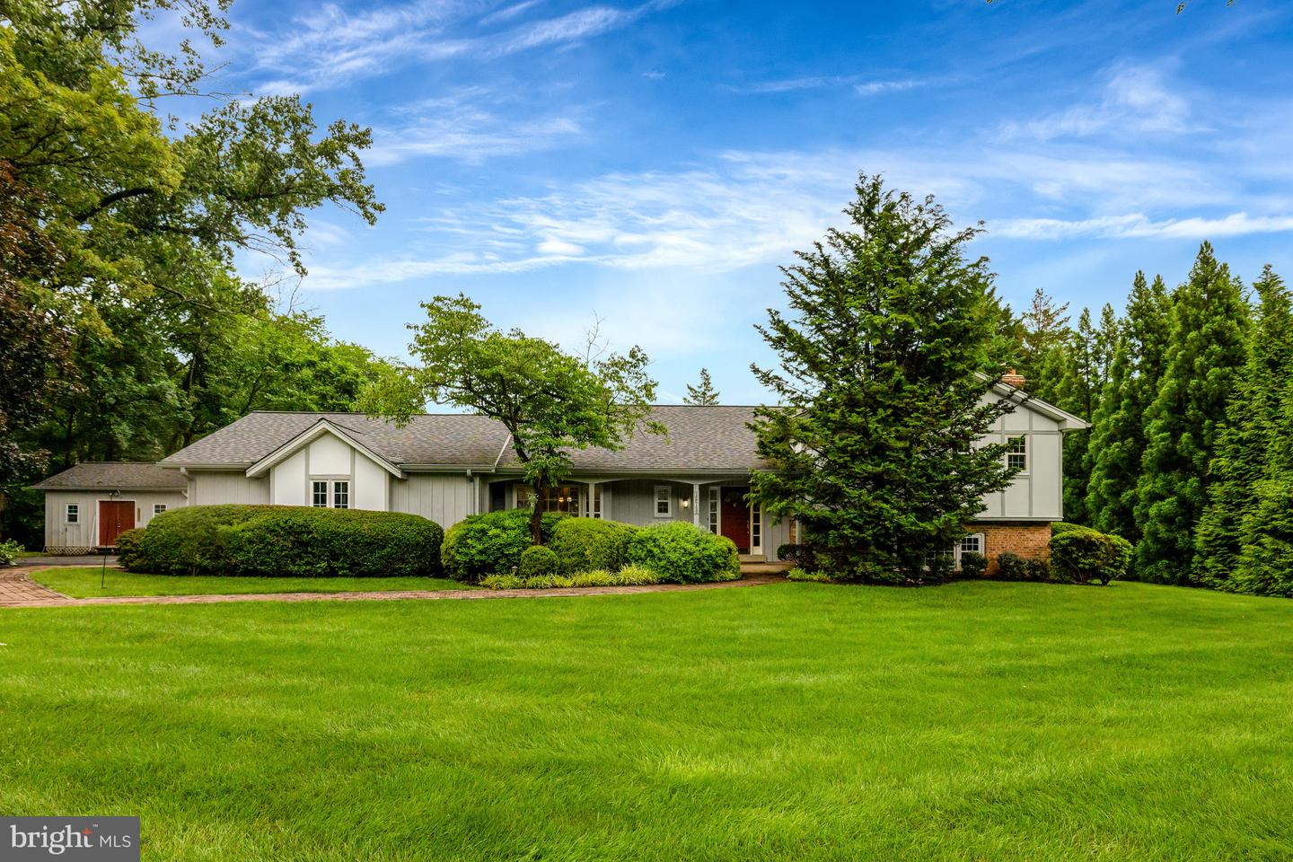 1013 WILHELM DR, GREAT FALLS, Virginia 22066, 4 Bedrooms Bedrooms, ,3 BathroomsBathrooms,Residential,For sale,1013 WILHELM DR,VAFX2235042 MLS # VAFX2235042