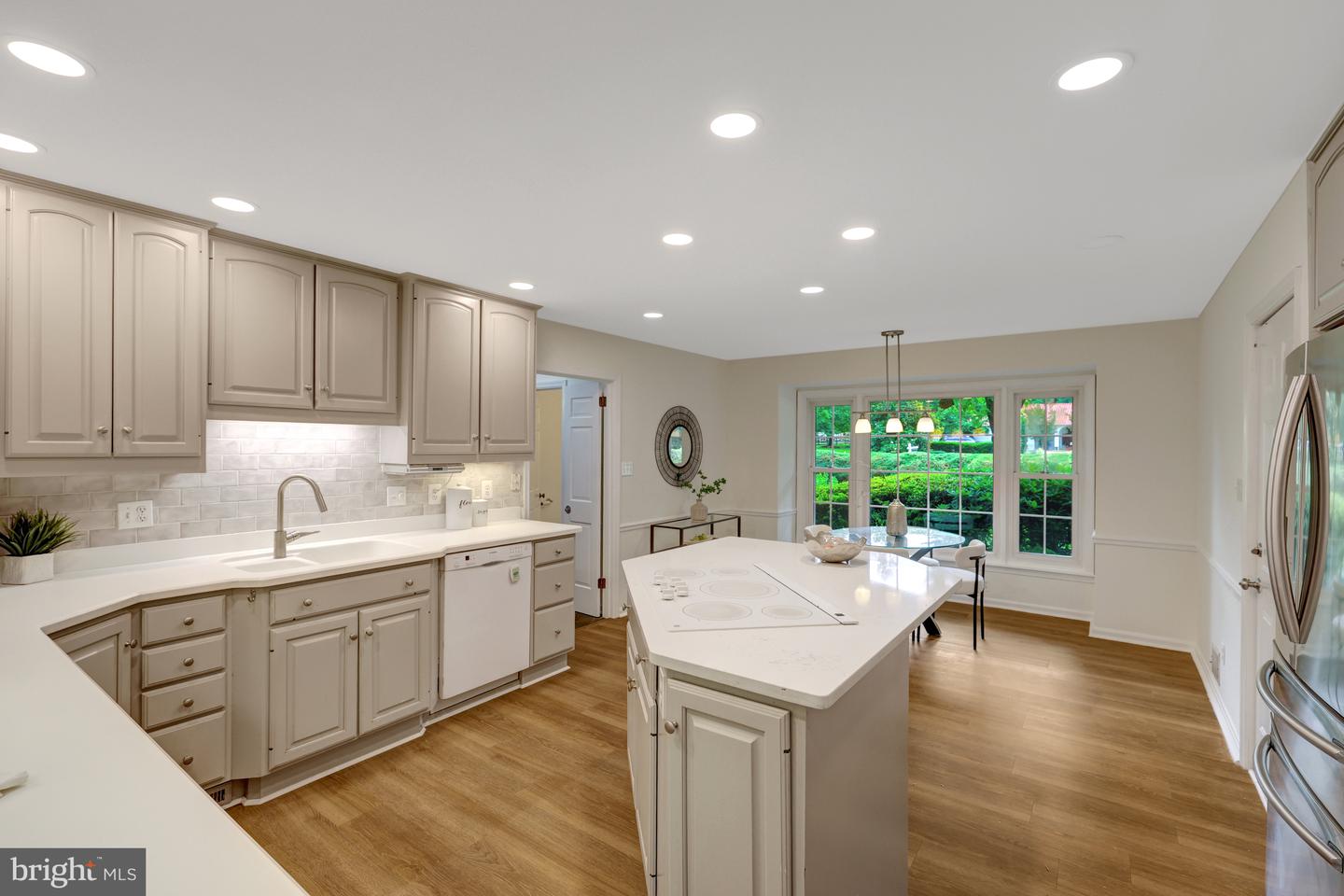 1013 WILHELM DR, GREAT FALLS, Virginia 22066, 4 Bedrooms Bedrooms, ,3 BathroomsBathrooms,Residential,For sale,1013 WILHELM DR,VAFX2235042 MLS # VAFX2235042