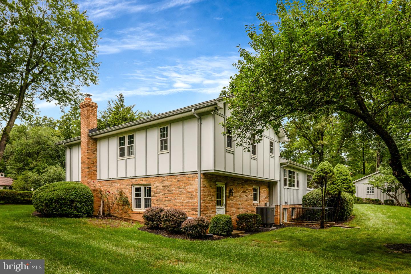 1013 WILHELM DR, GREAT FALLS, Virginia 22066, 4 Bedrooms Bedrooms, ,3 BathroomsBathrooms,Residential,For sale,1013 WILHELM DR,VAFX2235042 MLS # VAFX2235042