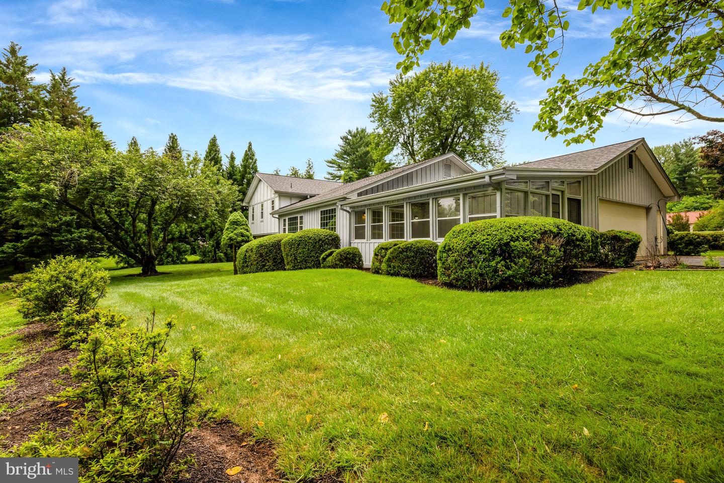 1013 WILHELM DR, GREAT FALLS, Virginia 22066, 4 Bedrooms Bedrooms, ,3 BathroomsBathrooms,Residential,For sale,1013 WILHELM DR,VAFX2235042 MLS # VAFX2235042
