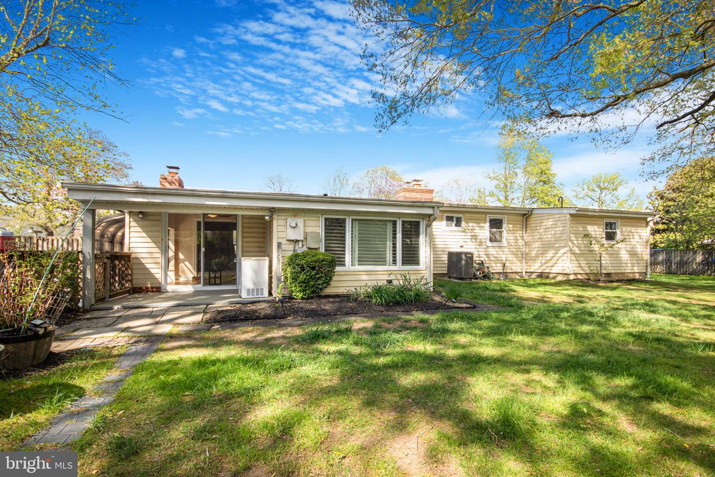 6329 MILLER DR, ALEXANDRIA, Virginia 22315, 3 Bedrooms Bedrooms, ,2 BathroomsBathrooms,Residential,For sale,6329 MILLER DR,VAFX2235112 MLS # VAFX2235112