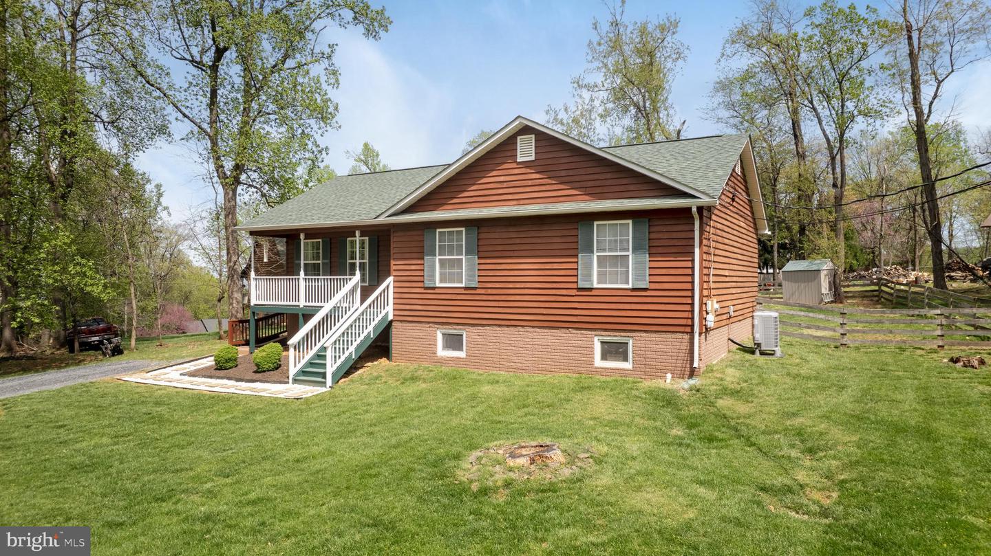 143 CLUB HOUSE RD, FRONT ROYAL, Virginia 22630, 4 Bedrooms Bedrooms, ,3 BathroomsBathrooms,Residential,For sale,143 CLUB HOUSE RD,VAWR2010950 MLS # VAWR2010950