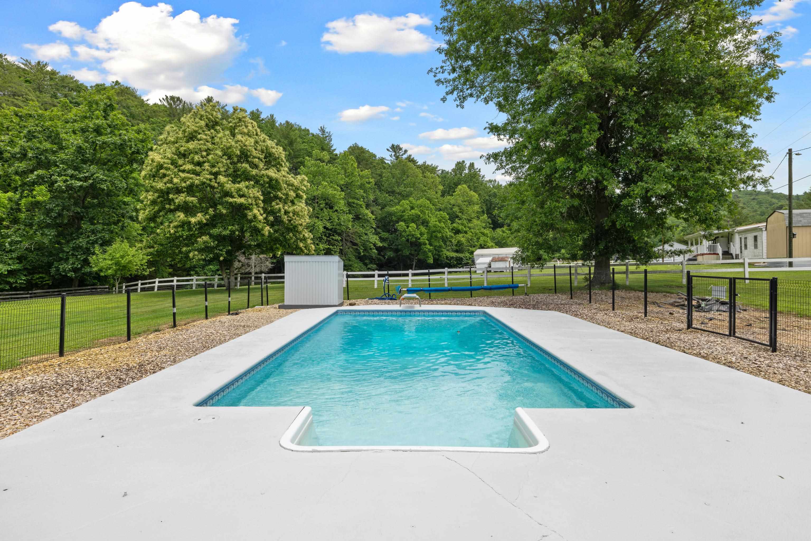 1653 LITTLE RIVER RD, GOSHEN, Virginia 24439, 4 Bedrooms Bedrooms, ,2 BathroomsBathrooms,Residential,1653 LITTLE RIVER RD,665930 MLS # 665930
