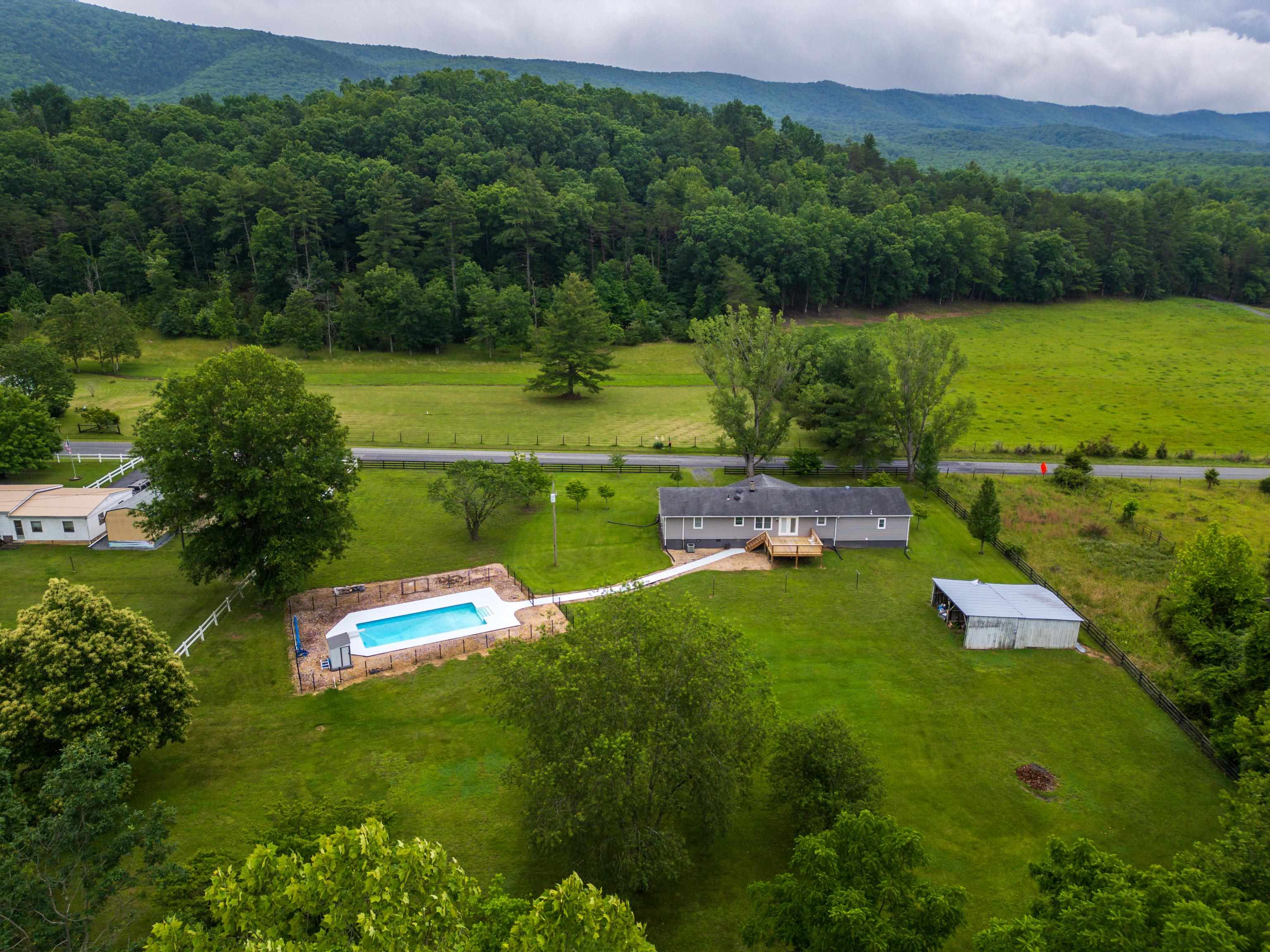 1653 LITTLE RIVER RD, GOSHEN, Virginia 24439, 4 Bedrooms Bedrooms, ,2 BathroomsBathrooms,Residential,1653 LITTLE RIVER RD,665930 MLS # 665930