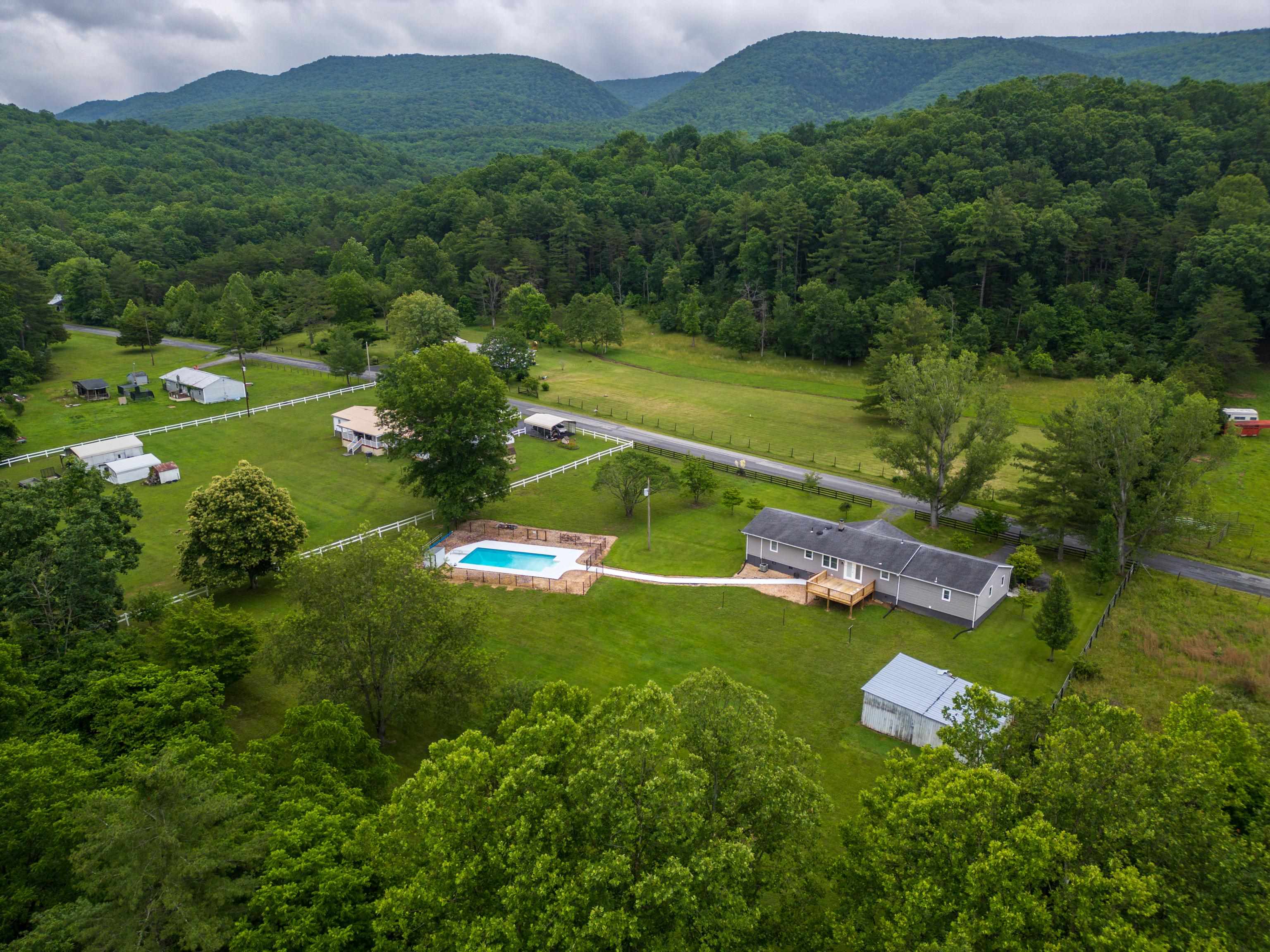 1653 LITTLE RIVER RD, GOSHEN, Virginia 24439, 4 Bedrooms Bedrooms, ,2 BathroomsBathrooms,Residential,1653 LITTLE RIVER RD,665930 MLS # 665930