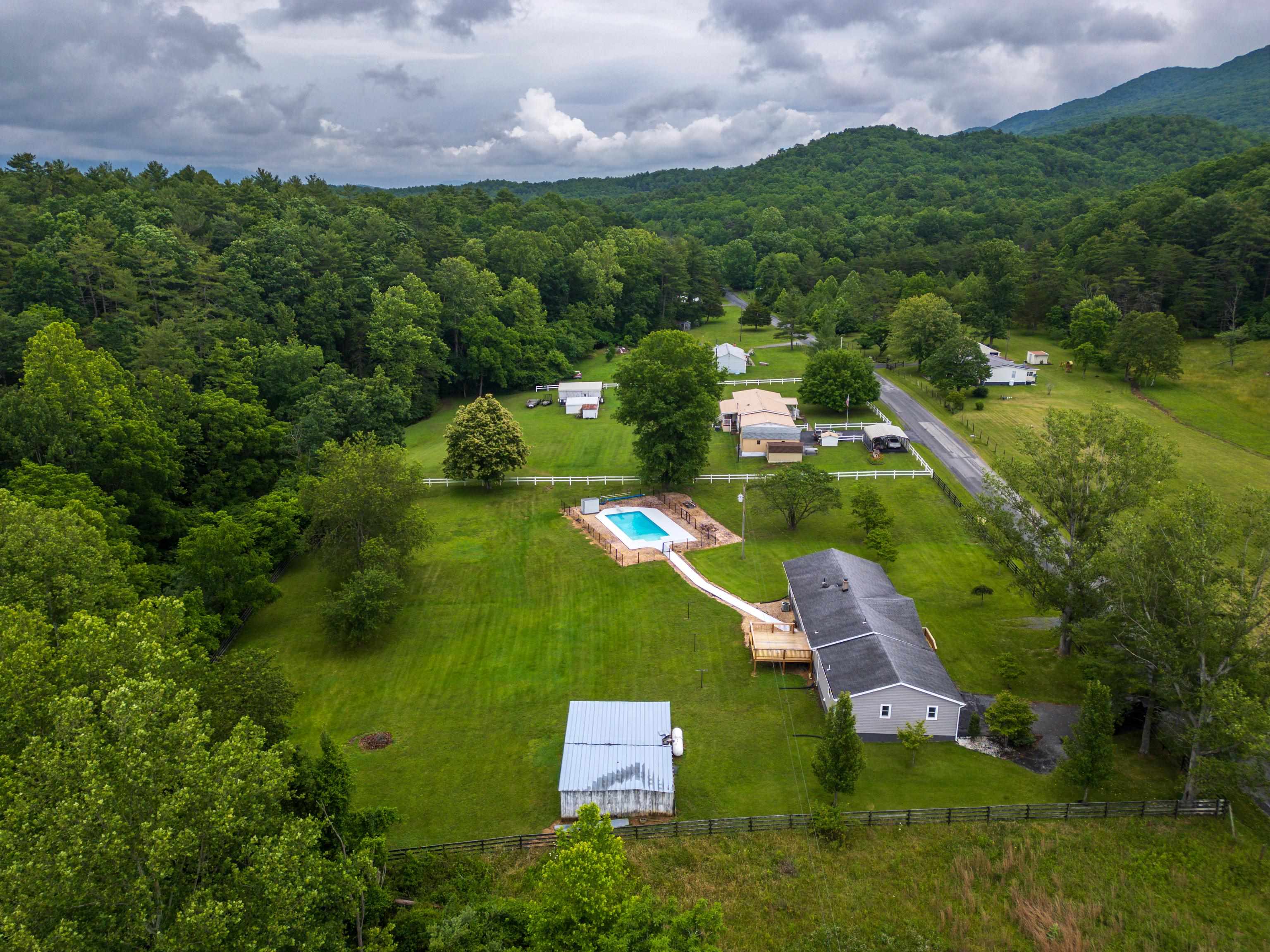 1653 LITTLE RIVER RD, GOSHEN, Virginia 24439, 4 Bedrooms Bedrooms, ,2 BathroomsBathrooms,Residential,1653 LITTLE RIVER RD,665930 MLS # 665930
