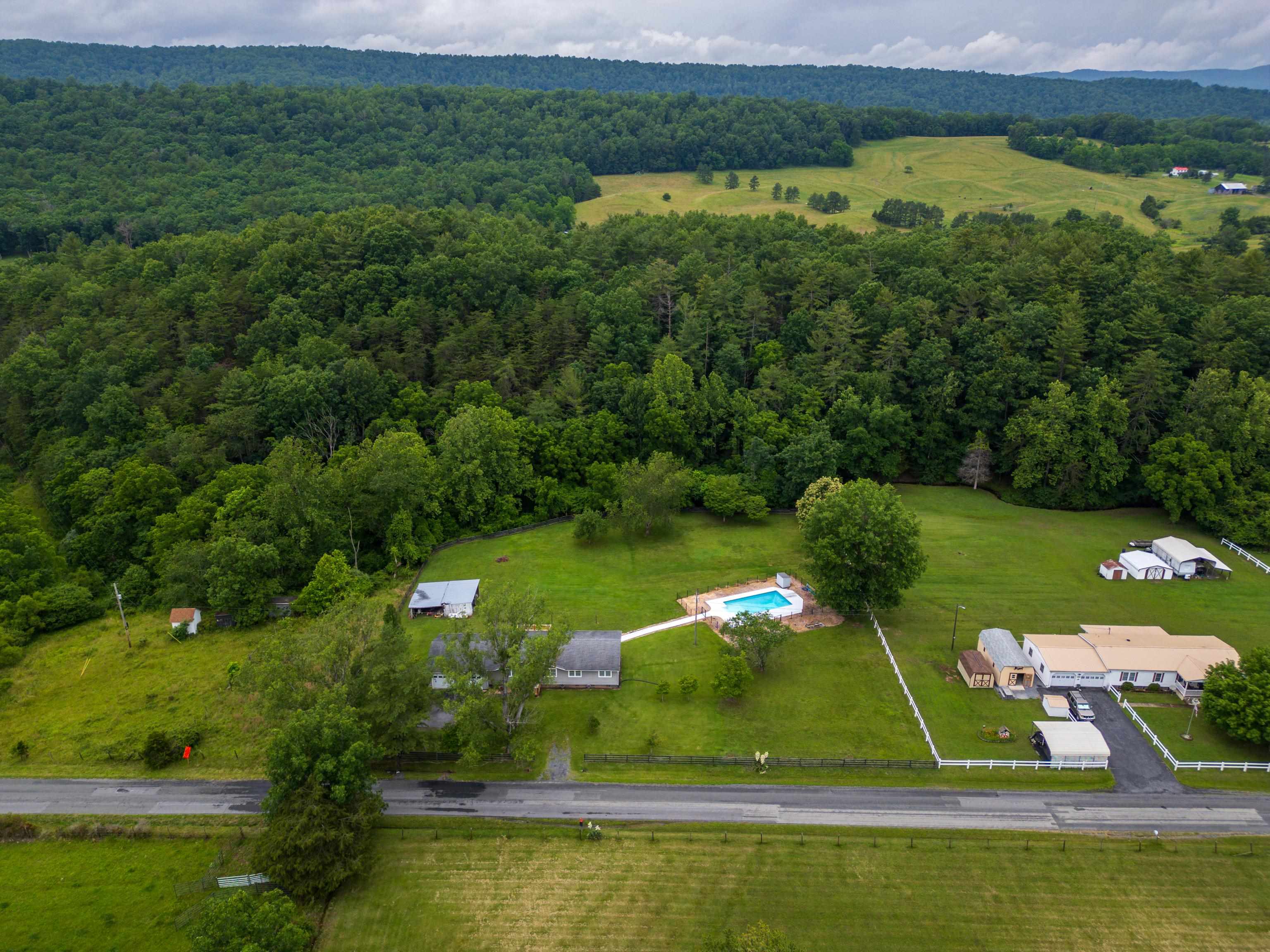1653 LITTLE RIVER RD, GOSHEN, Virginia 24439, 4 Bedrooms Bedrooms, ,2 BathroomsBathrooms,Residential,1653 LITTLE RIVER RD,665930 MLS # 665930