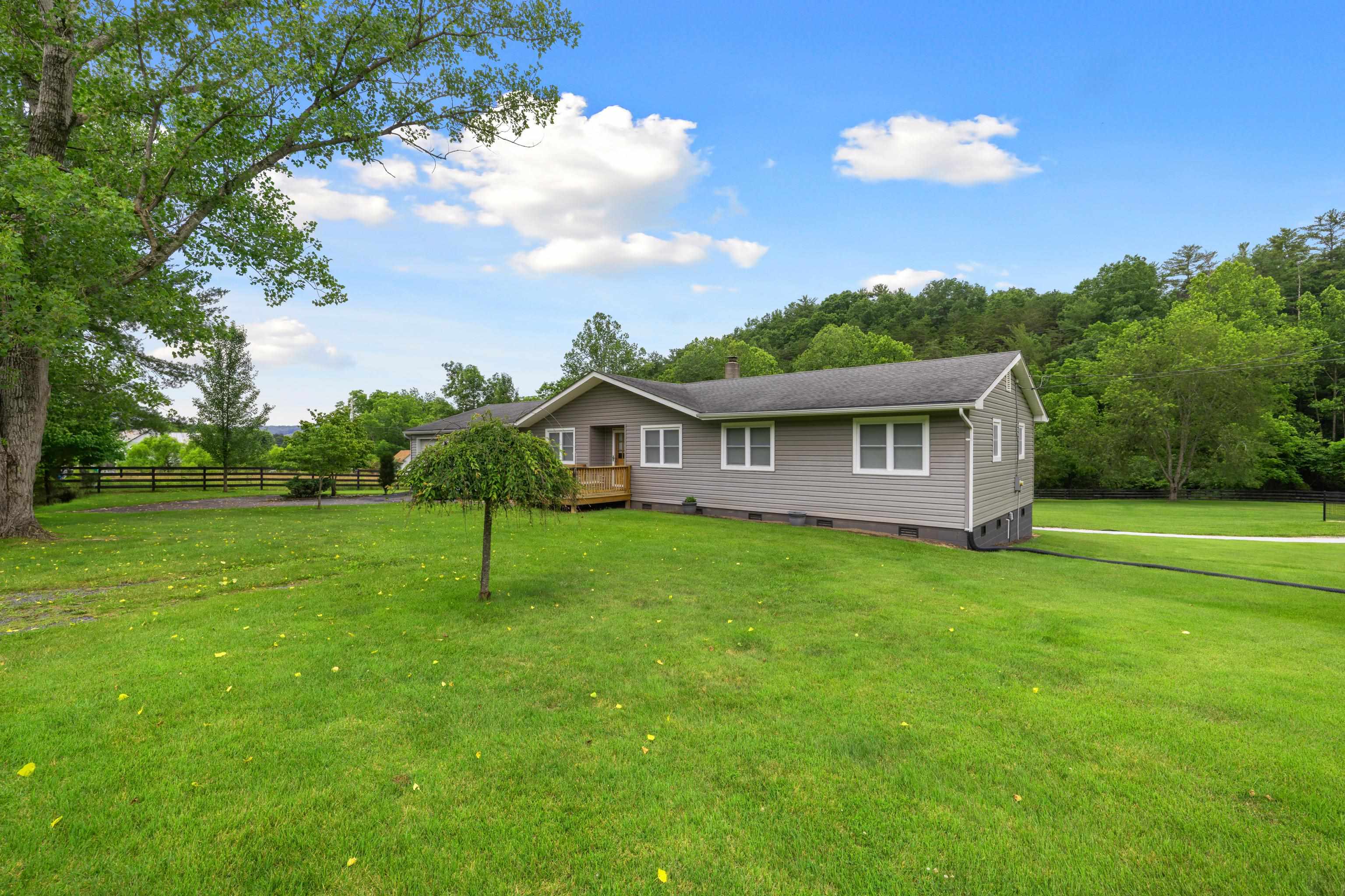 1653 LITTLE RIVER RD, GOSHEN, Virginia 24439, 4 Bedrooms Bedrooms, ,2 BathroomsBathrooms,Residential,1653 LITTLE RIVER RD,665930 MLS # 665930