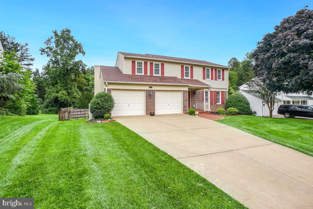 5205 DUNLEIGH DR, BURKE, Virginia 22015, 4 Bedrooms Bedrooms, ,2 BathroomsBathrooms,Residential,For sale,5205 DUNLEIGH DR,VAFX2235936 MLS # VAFX2235936