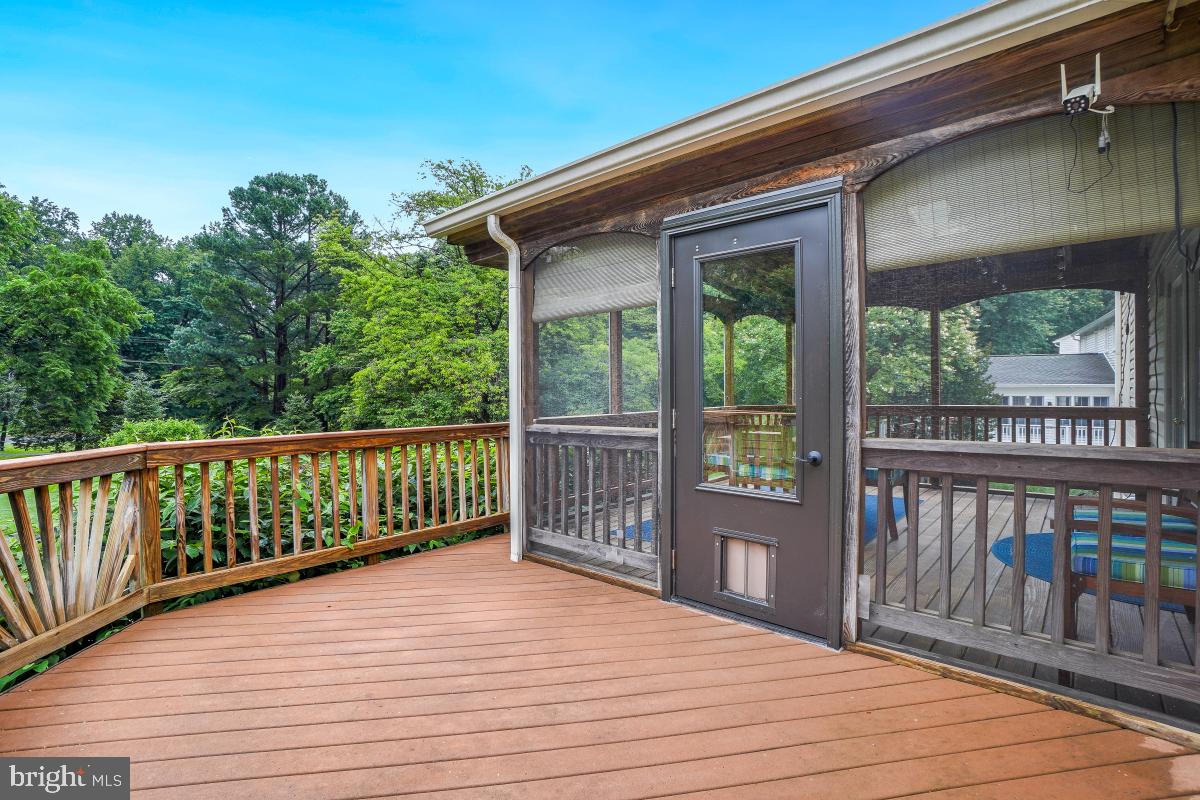 5205 DUNLEIGH DR, BURKE, Virginia 22015, 4 Bedrooms Bedrooms, ,2 BathroomsBathrooms,Residential,For sale,5205 DUNLEIGH DR,VAFX2235936 MLS # VAFX2235936