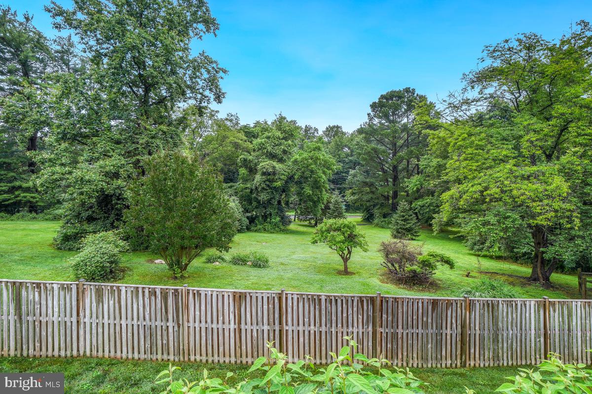 5205 DUNLEIGH DR, BURKE, Virginia 22015, 4 Bedrooms Bedrooms, ,2 BathroomsBathrooms,Residential,For sale,5205 DUNLEIGH DR,VAFX2235936 MLS # VAFX2235936