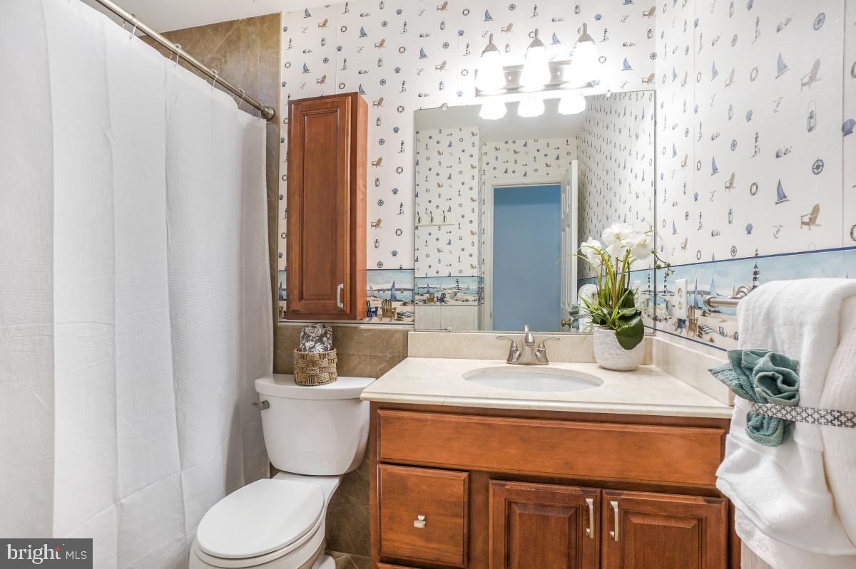 5205 DUNLEIGH DR, BURKE, Virginia 22015, 4 Bedrooms Bedrooms, ,2 BathroomsBathrooms,Residential,For sale,5205 DUNLEIGH DR,VAFX2235936 MLS # VAFX2235936