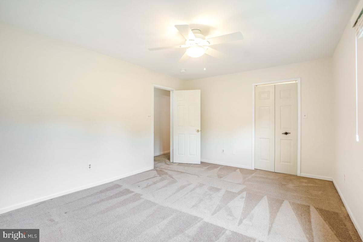 5205 DUNLEIGH DR, BURKE, Virginia 22015, 4 Bedrooms Bedrooms, ,2 BathroomsBathrooms,Residential,For sale,5205 DUNLEIGH DR,VAFX2235936 MLS # VAFX2235936