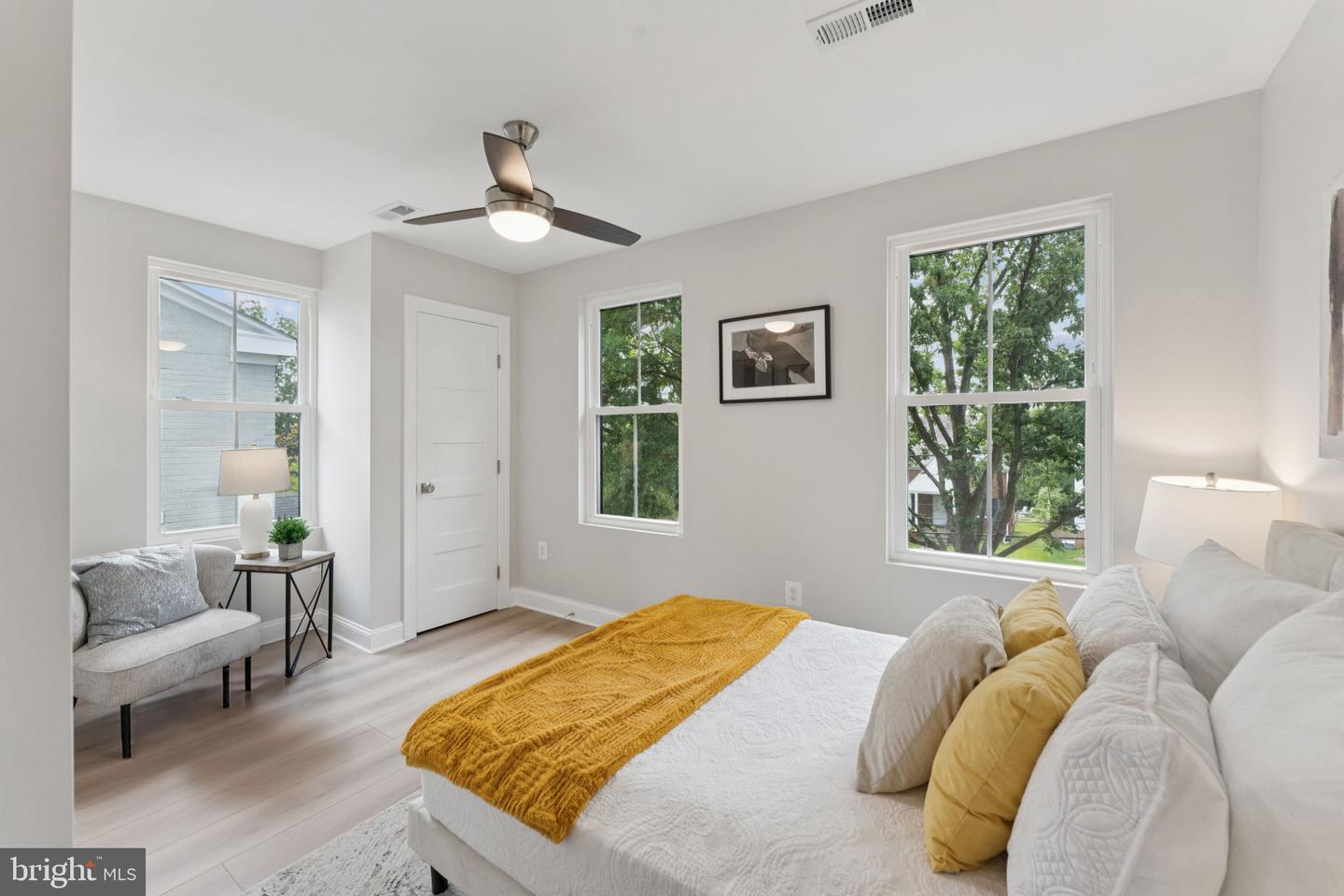 17 LONGFELLOW ST NW, WASHINGTON, District Of Columbia 20011, 3 Bedrooms Bedrooms, ,3 BathroomsBathrooms,Residential,For sale,17 LONGFELLOW ST NW,DCDC2197558 MLS # DCDC2197558
