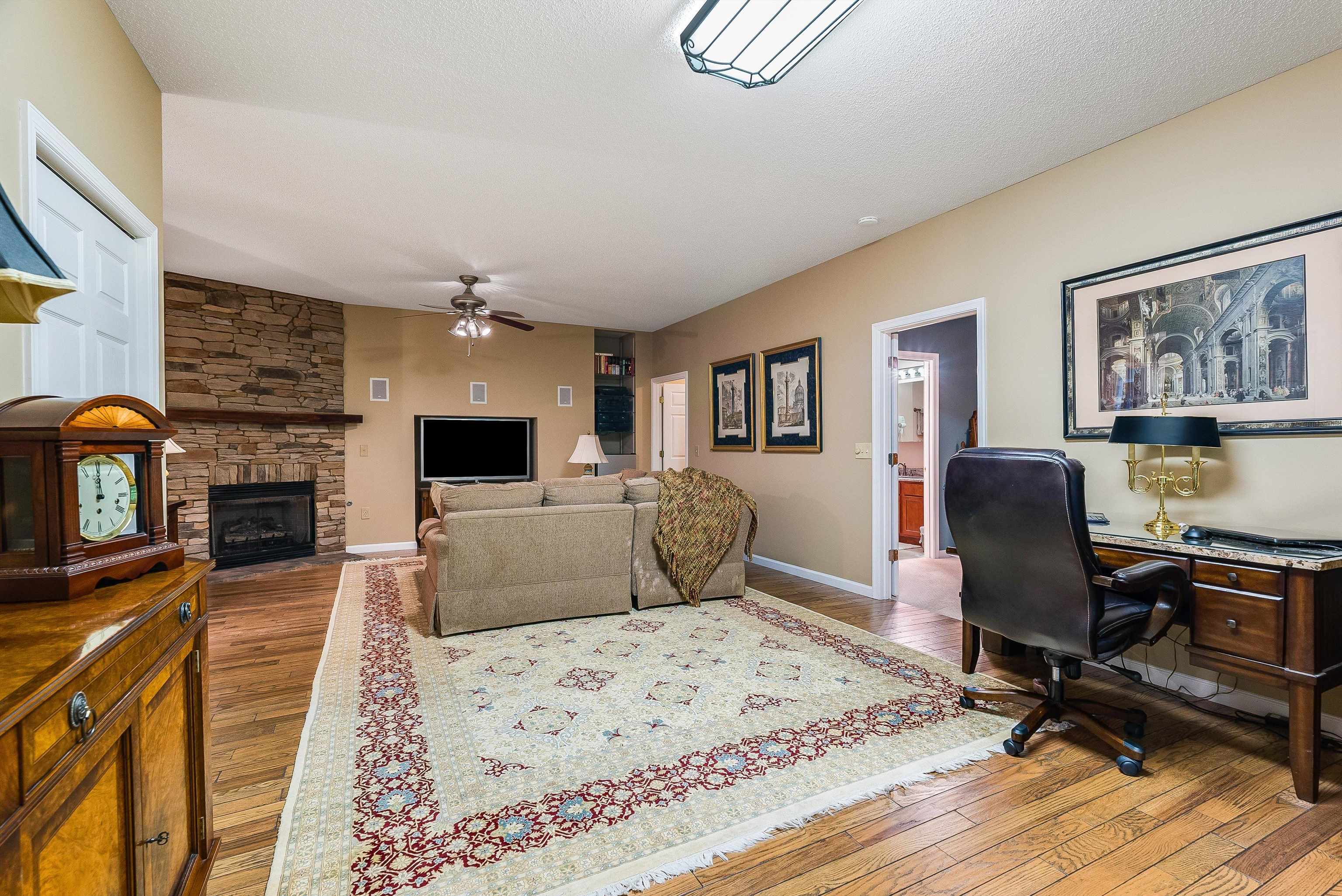 258 TURKEY DR, MCGAHEYSVILLE, Virginia 22840, 6 Bedrooms Bedrooms, ,4 BathroomsBathrooms,Residential,258 TURKEY DR,665936 MLS # 665936