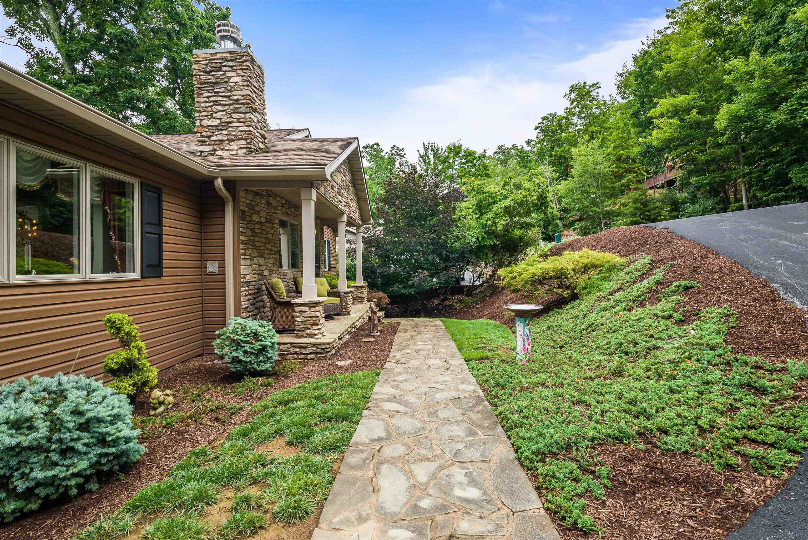 258 TURKEY DR, MCGAHEYSVILLE, Virginia 22840, 6 Bedrooms Bedrooms, ,4 BathroomsBathrooms,Residential,258 TURKEY DR,665936 MLS # 665936