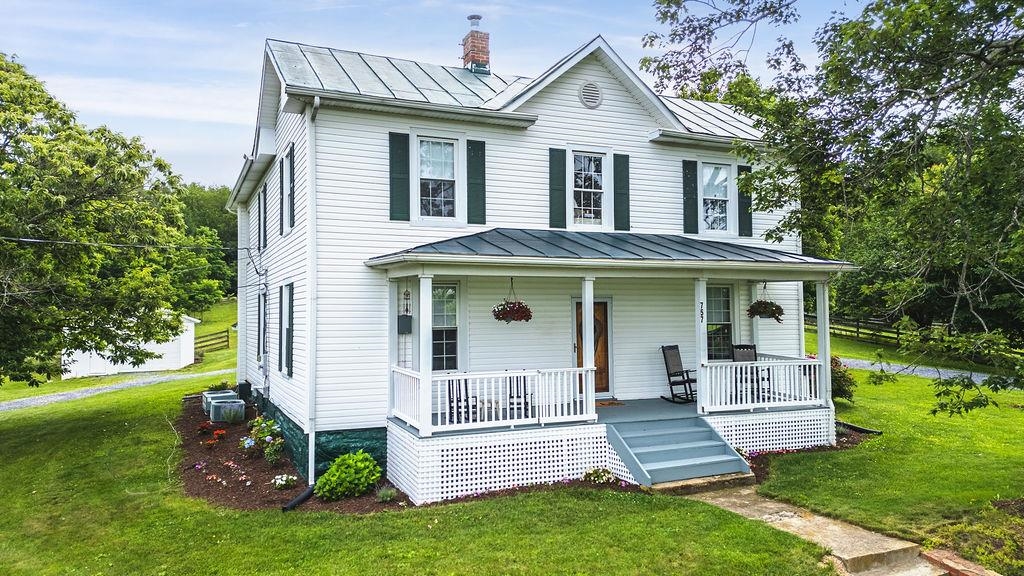 757 ENTRY SCHOOL RD, WAYNESBORO, Virginia 22980, 4 Bedrooms Bedrooms, ,2 BathroomsBathrooms,Residential,757 ENTRY SCHOOL RD,665941 MLS # 665941