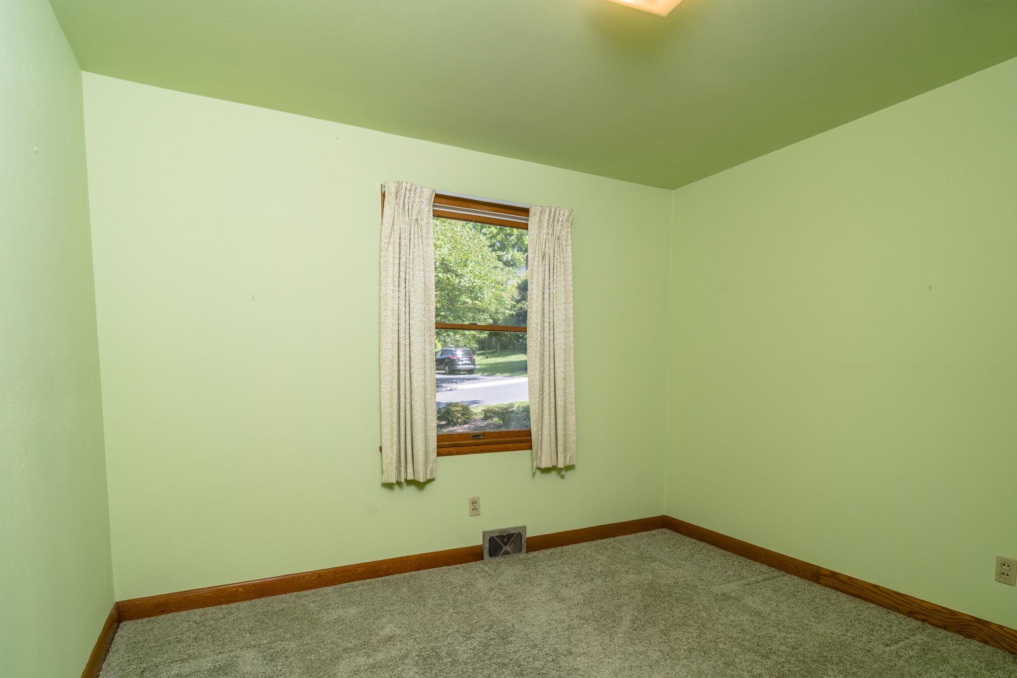 1192 NELSON DR, HARRISONBURG, Virginia 22801, 3 Bedrooms Bedrooms, ,1 BathroomBathrooms,Residential,1192 NELSON DR,665943 MLS # 665943