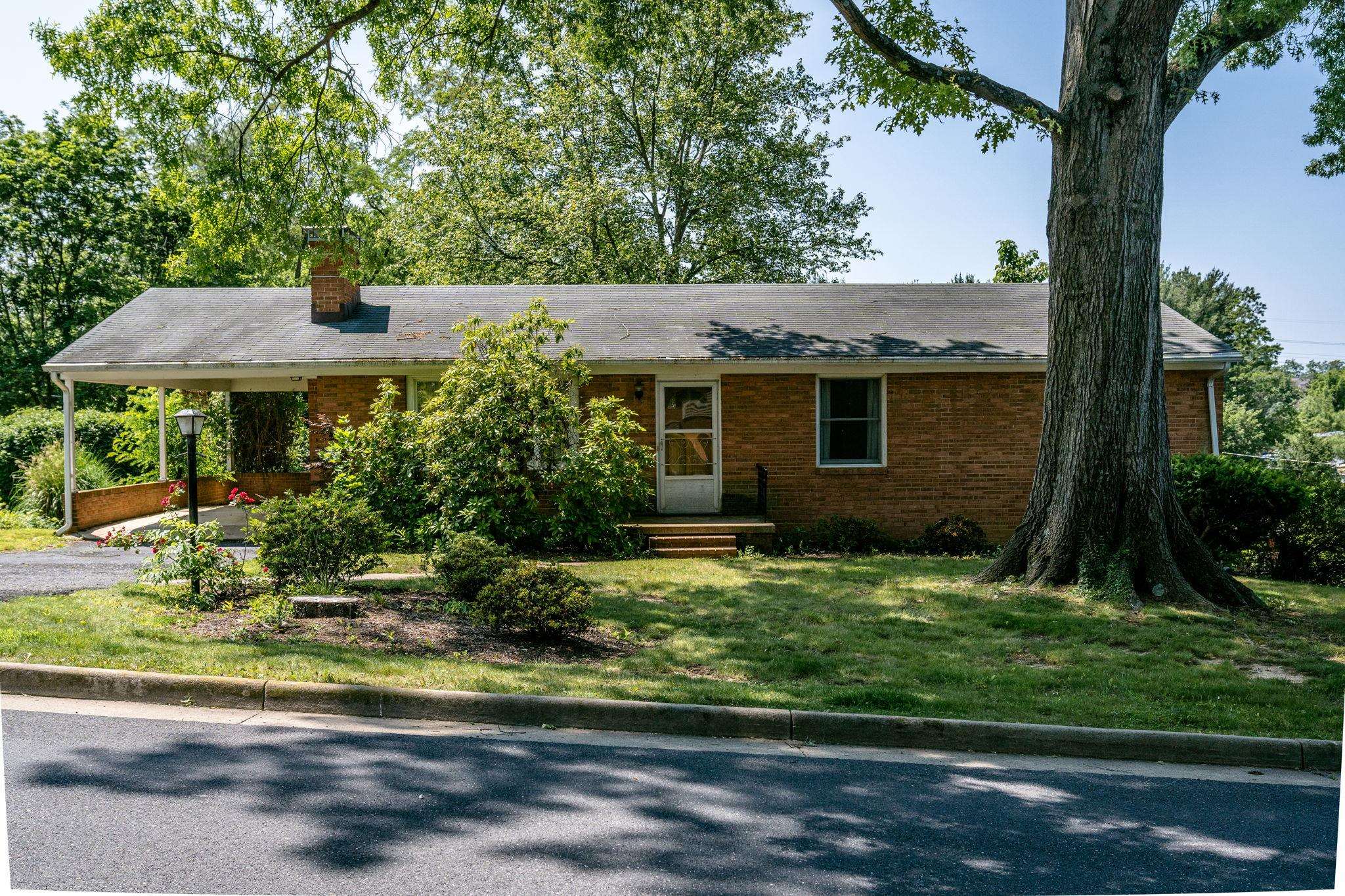 1192 NELSON DR, HARRISONBURG, Virginia 22801, 3 Bedrooms Bedrooms, ,1 BathroomBathrooms,Residential,1192 NELSON DR,665943 MLS # 665943