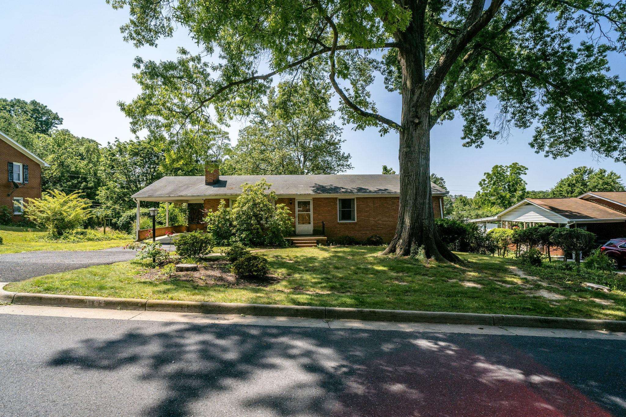 1192 NELSON DR, HARRISONBURG, Virginia 22801, 3 Bedrooms Bedrooms, ,1 BathroomBathrooms,Residential,1192 NELSON DR,665943 MLS # 665943