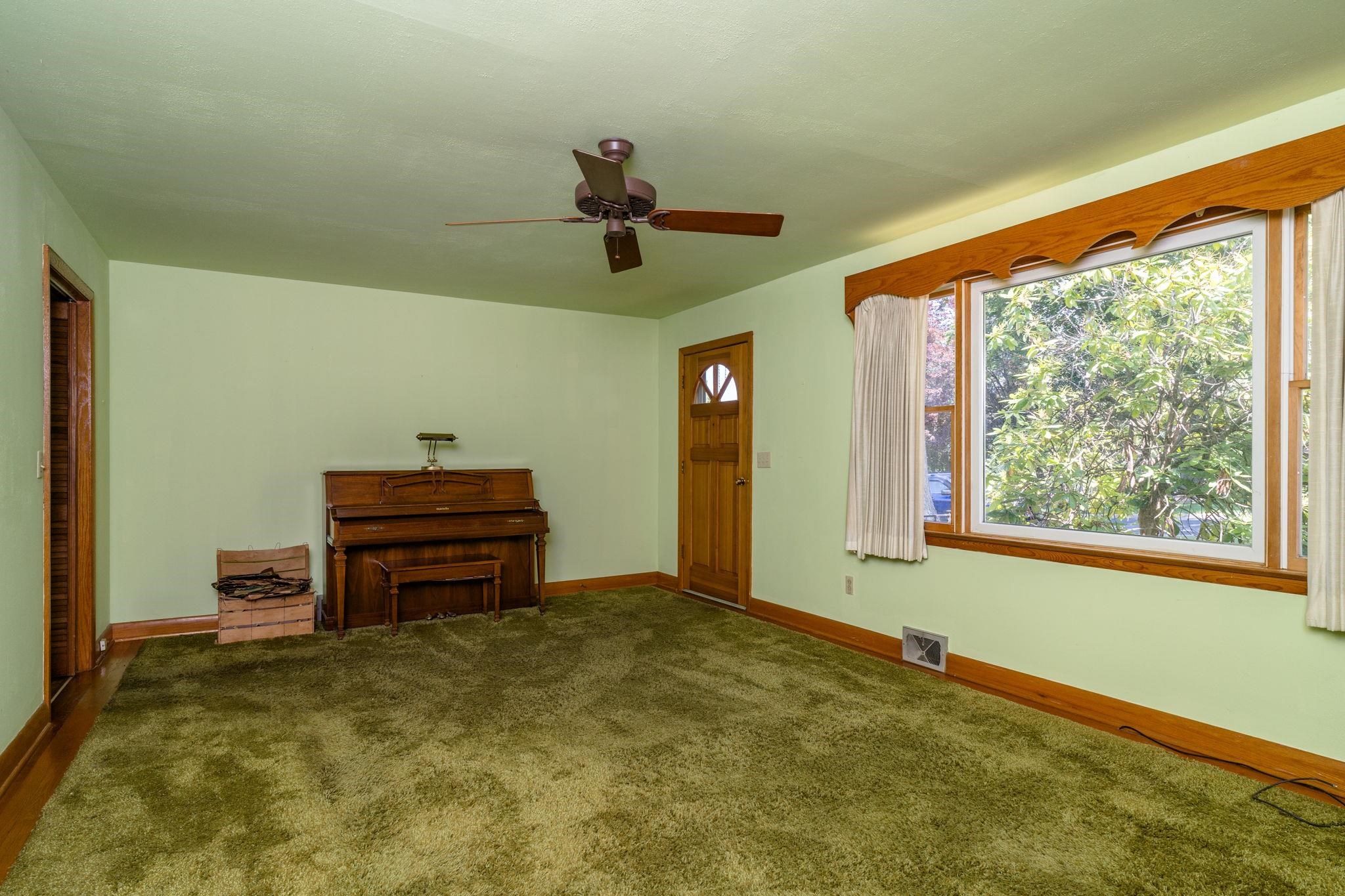 1192 NELSON DR, HARRISONBURG, Virginia 22801, 3 Bedrooms Bedrooms, ,1 BathroomBathrooms,Residential,1192 NELSON DR,665943 MLS # 665943