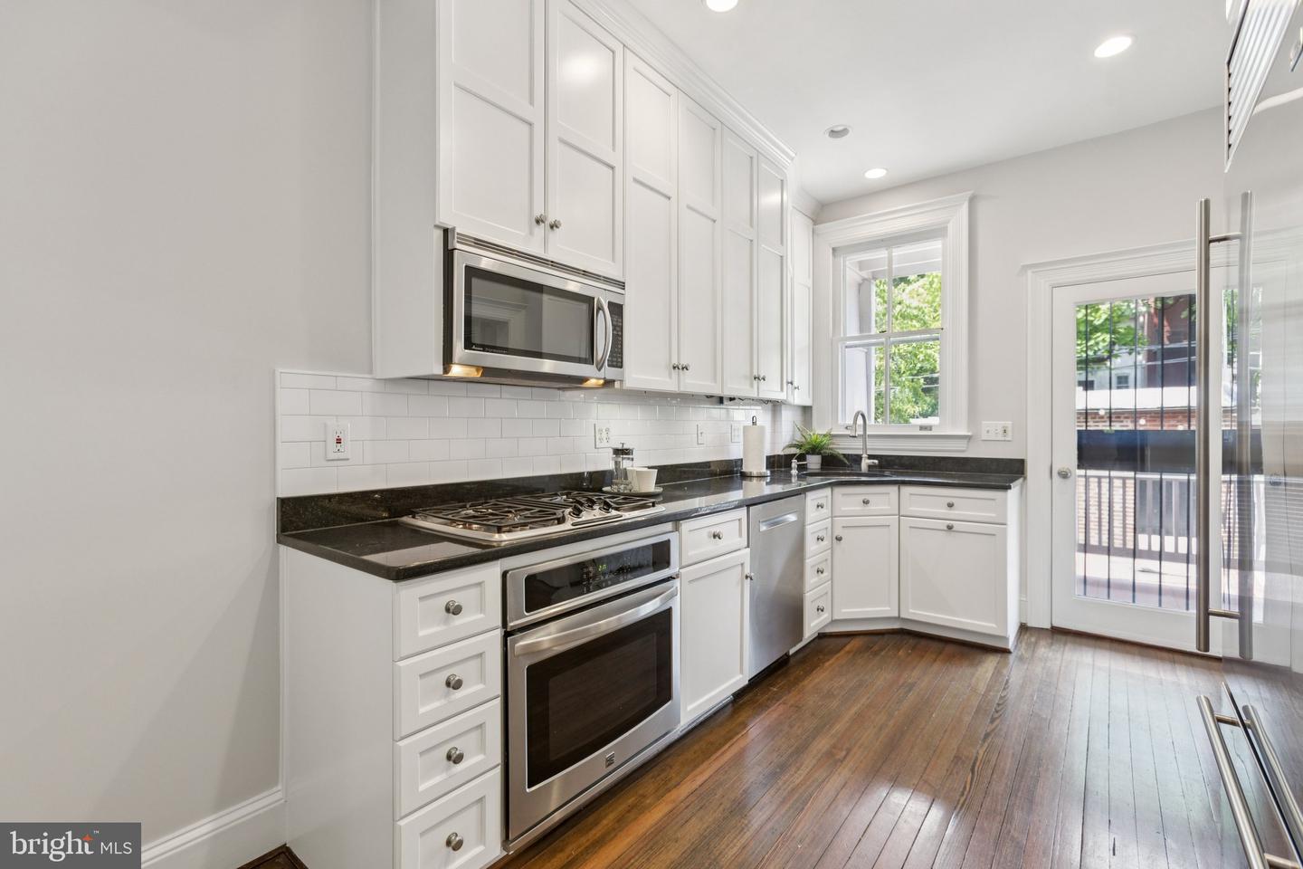 1847 LAMONT ST NW, WASHINGTON, District Of Columbia 20010, 6 Bedrooms Bedrooms, ,3 BathroomsBathrooms,Residential,For sale,1847 LAMONT ST NW,DCDC2198646 MLS # DCDC2198646