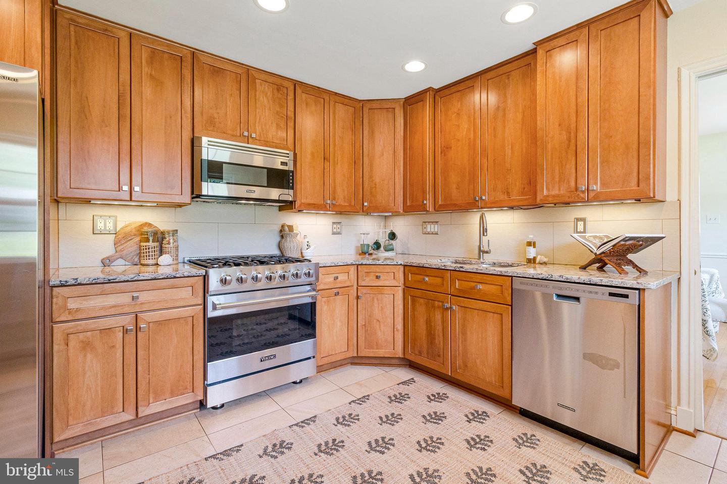 7123 PARK TERRACE DR, ALEXANDRIA, Virginia 22307, 5 Bedrooms Bedrooms, ,3 BathroomsBathrooms,Residential,For sale,7123 PARK TERRACE DR,VAFX2238648 MLS # VAFX2238648