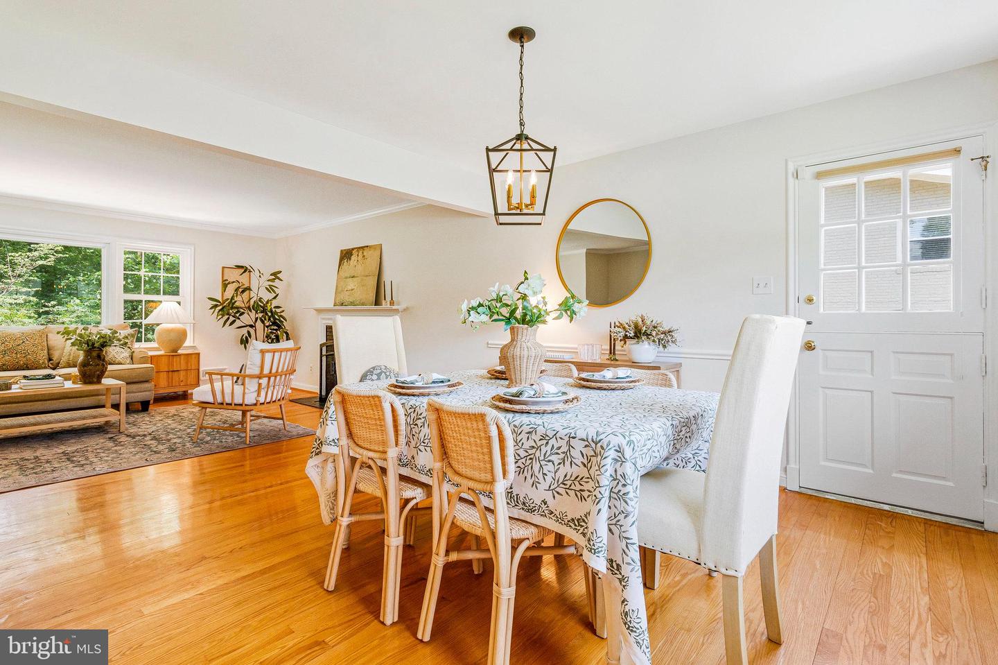 7123 PARK TERRACE DR, ALEXANDRIA, Virginia 22307, 5 Bedrooms Bedrooms, ,3 BathroomsBathrooms,Residential,For sale,7123 PARK TERRACE DR,VAFX2238648 MLS # VAFX2238648