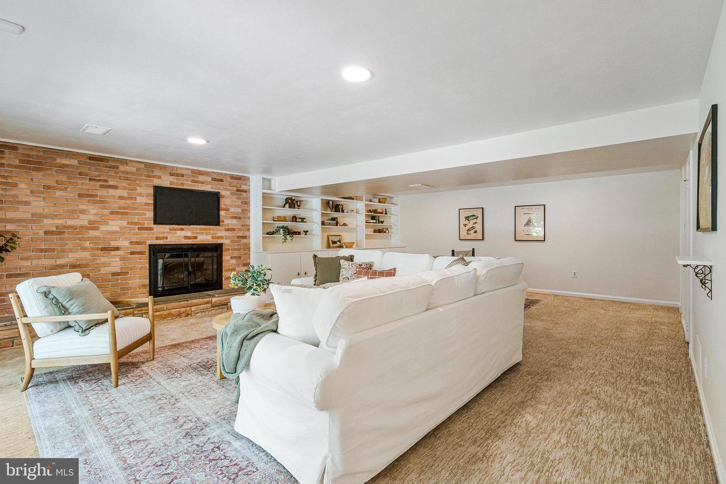 7123 PARK TERRACE DR, ALEXANDRIA, Virginia 22307, 5 Bedrooms Bedrooms, ,3 BathroomsBathrooms,Residential,For sale,7123 PARK TERRACE DR,VAFX2238648 MLS # VAFX2238648