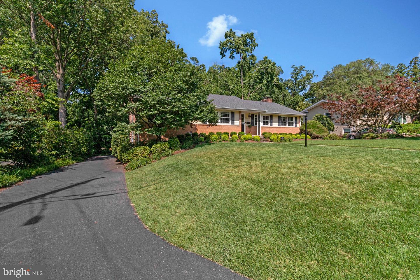 7123 PARK TERRACE DR, ALEXANDRIA, Virginia 22307, 5 Bedrooms Bedrooms, ,3 BathroomsBathrooms,Residential,For sale,7123 PARK TERRACE DR,VAFX2238648 MLS # VAFX2238648